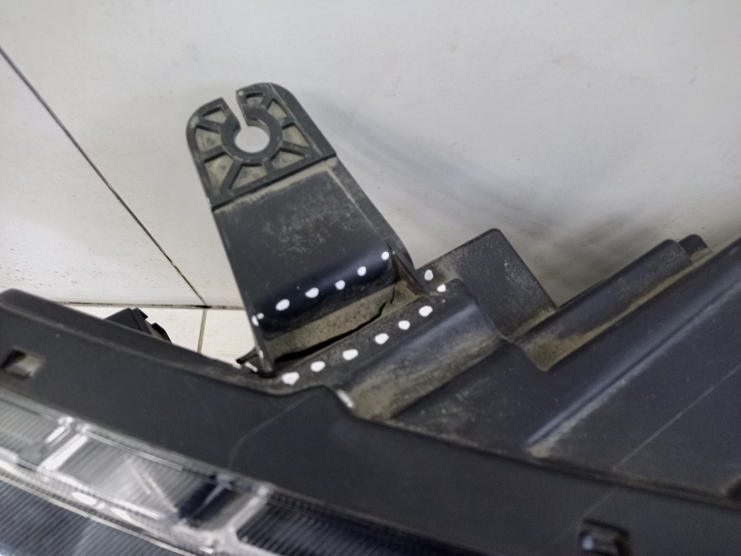 Фара передняя левая Haval Jolion LED