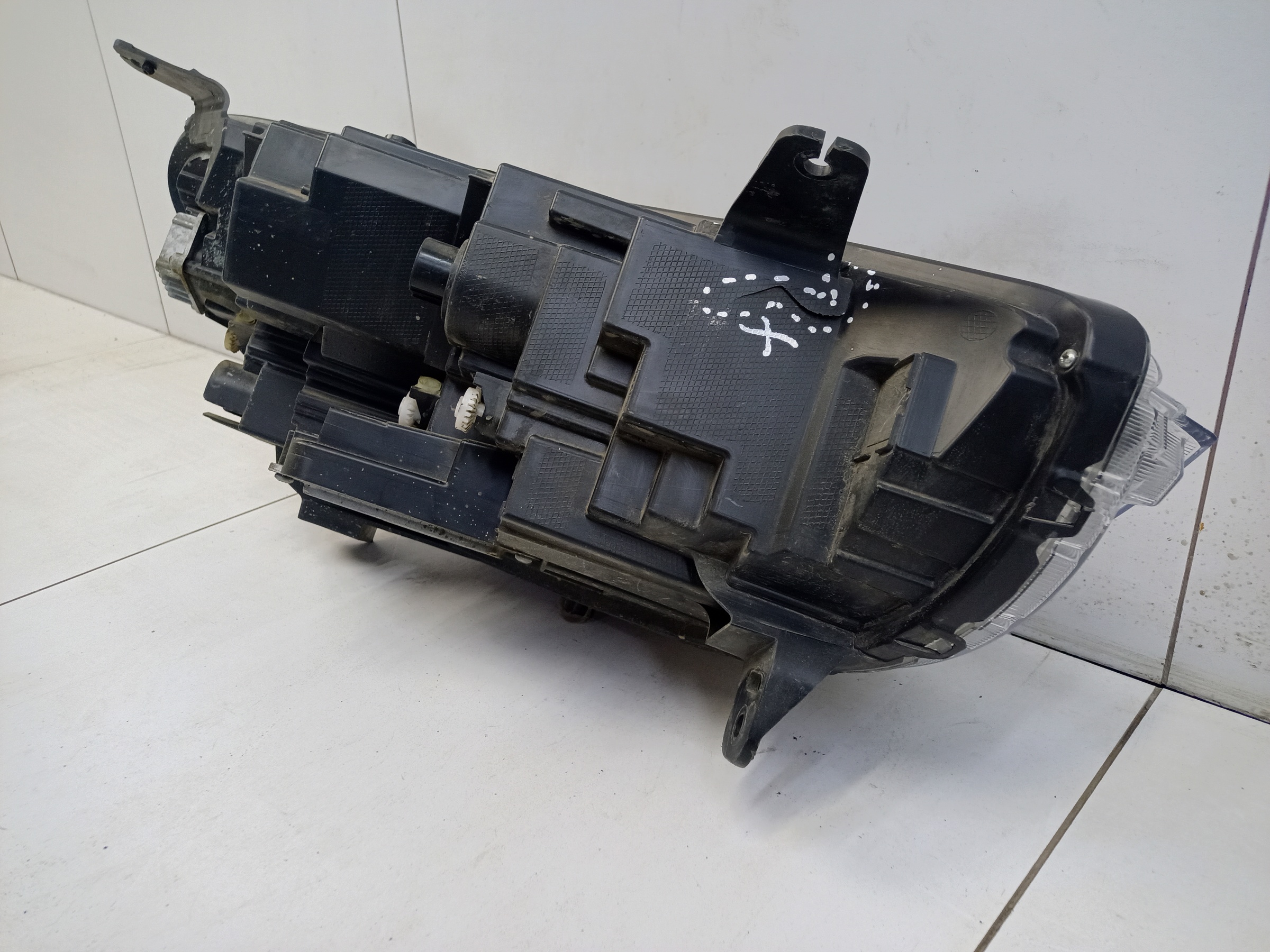 Фара передняя левая Haval Jolion LED