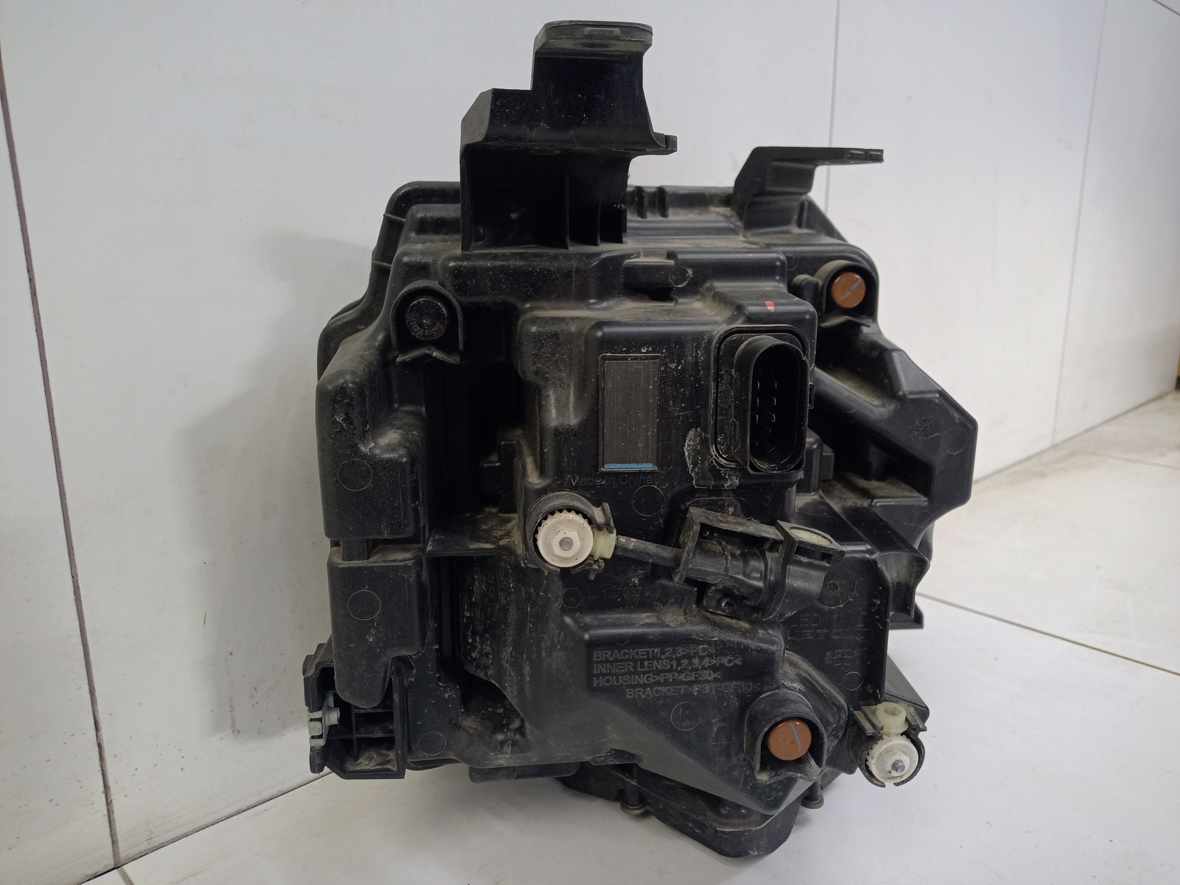 Фара передняя левая Jetour T2 LED