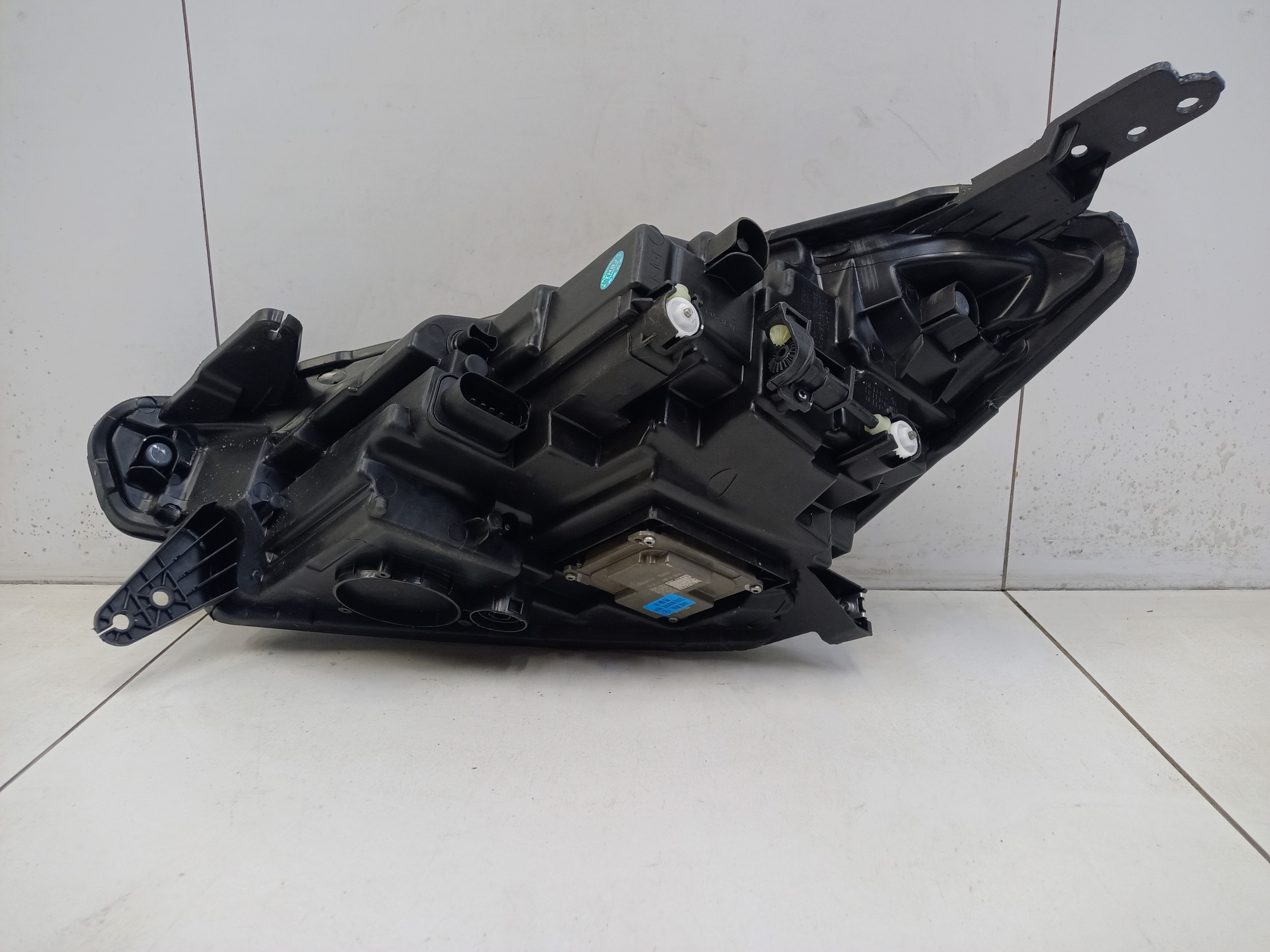 Фара передняя правая Chery Tiggo 8 LED