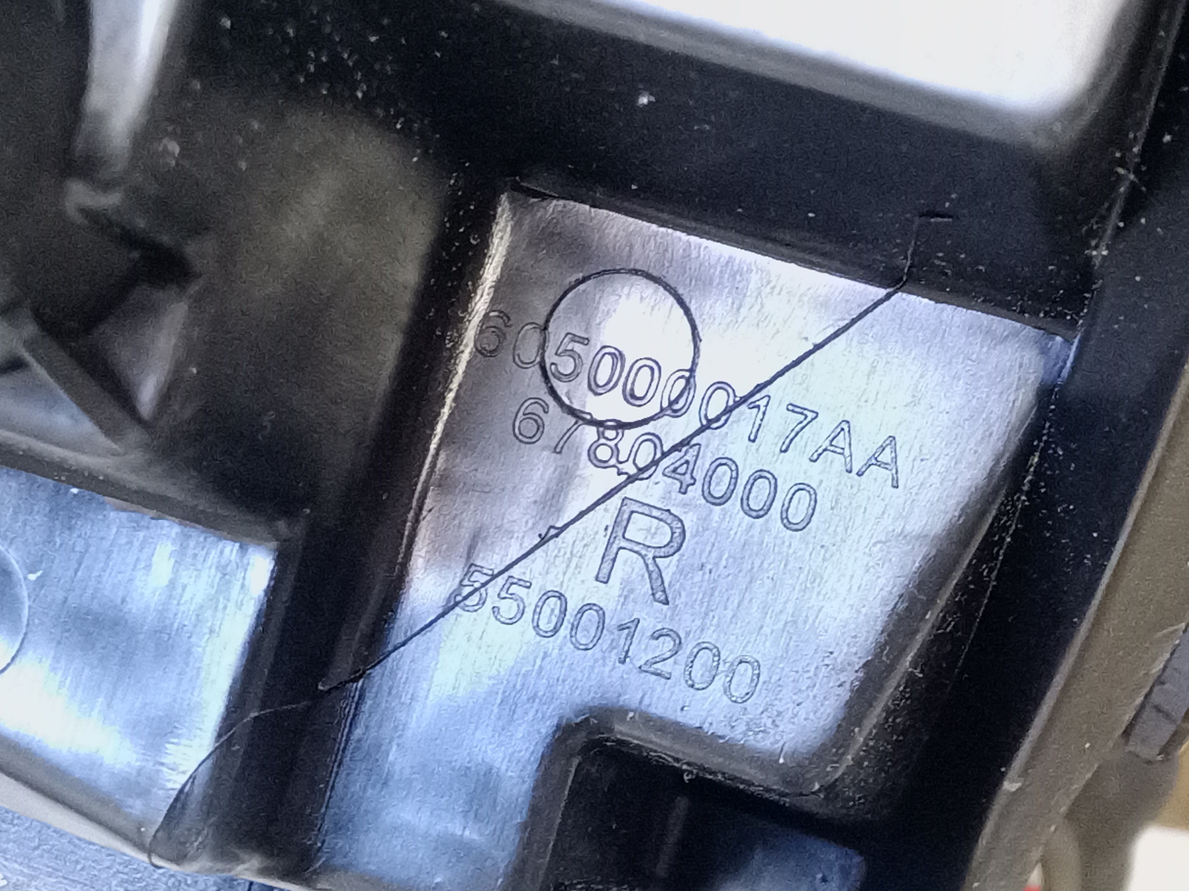 Фара передняя правая Chery Tiggo 8 LED