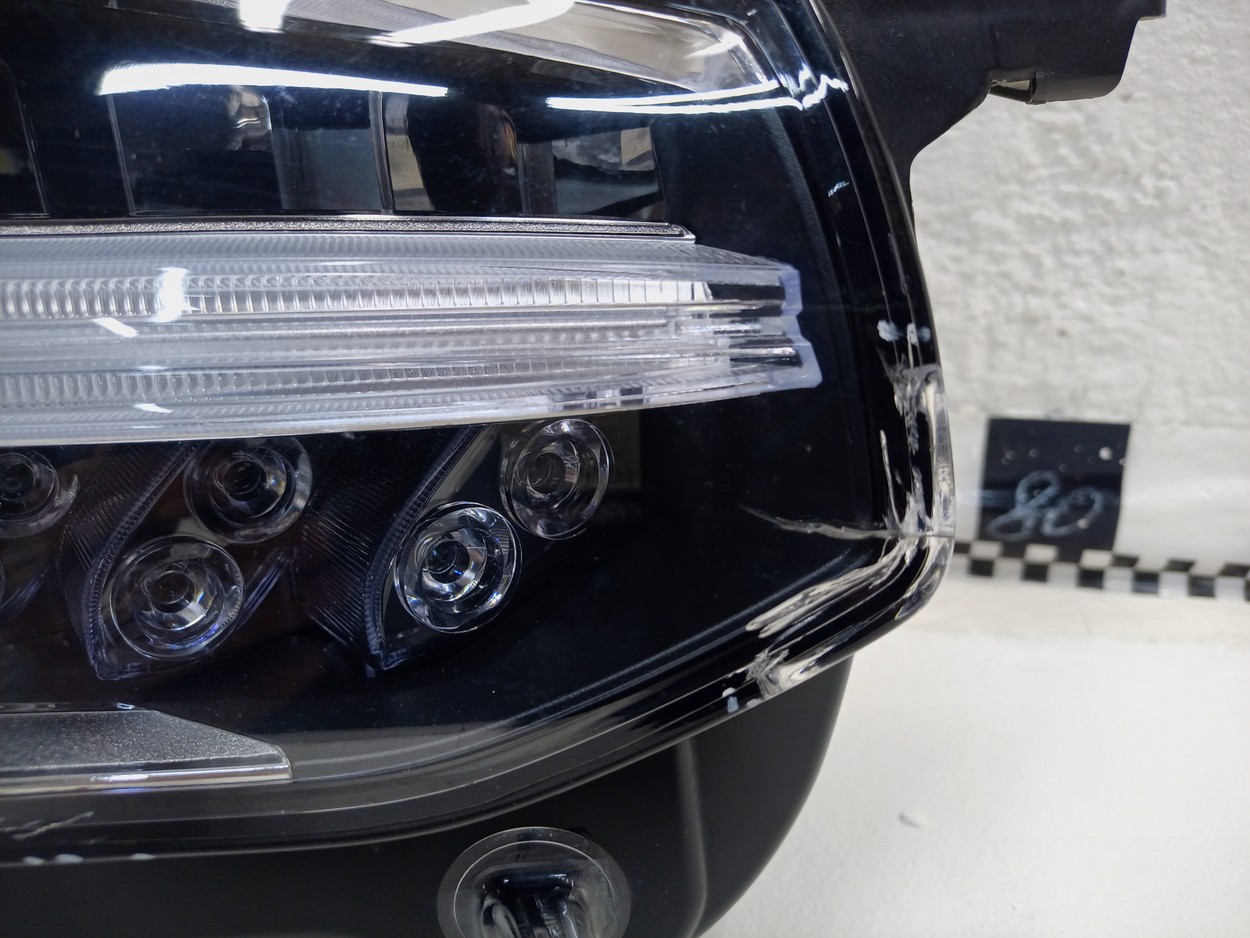 Фара передняя правая Volvo XC90 2 Full Led