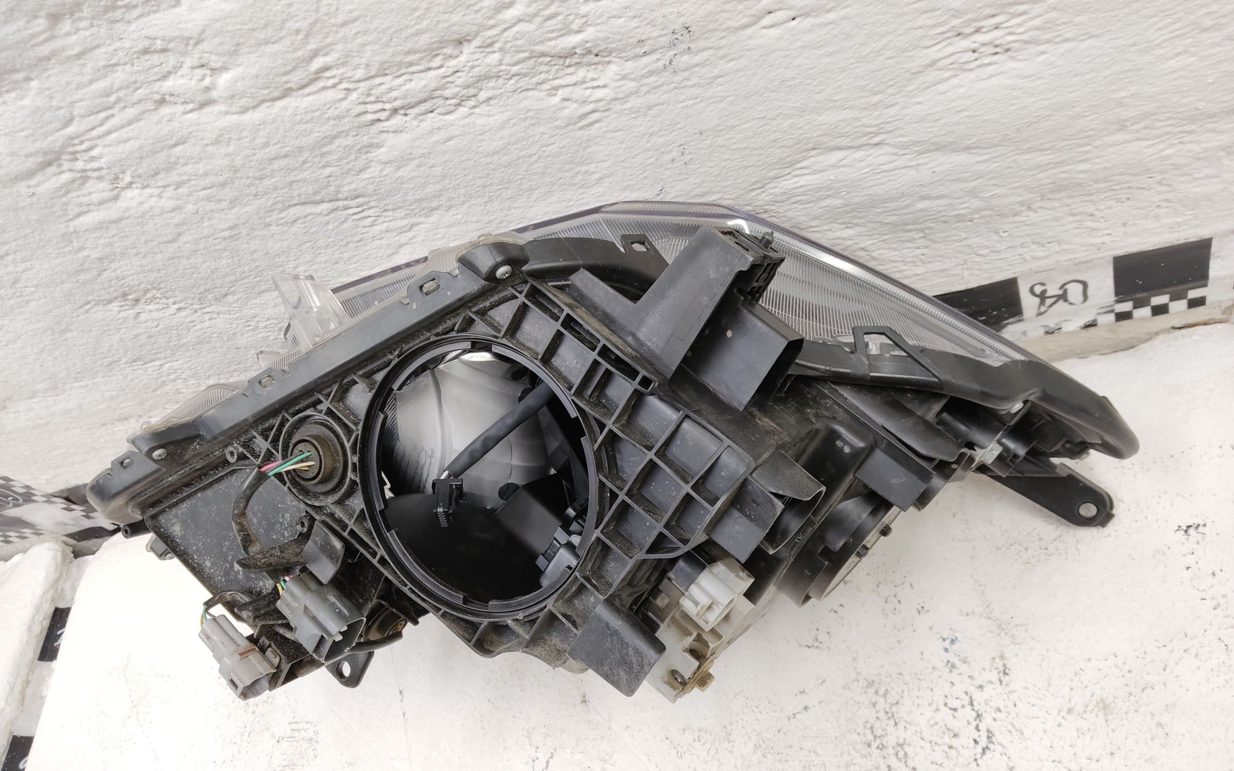 Фара передняя левая Toyota RAV4 CA40 Restail LED