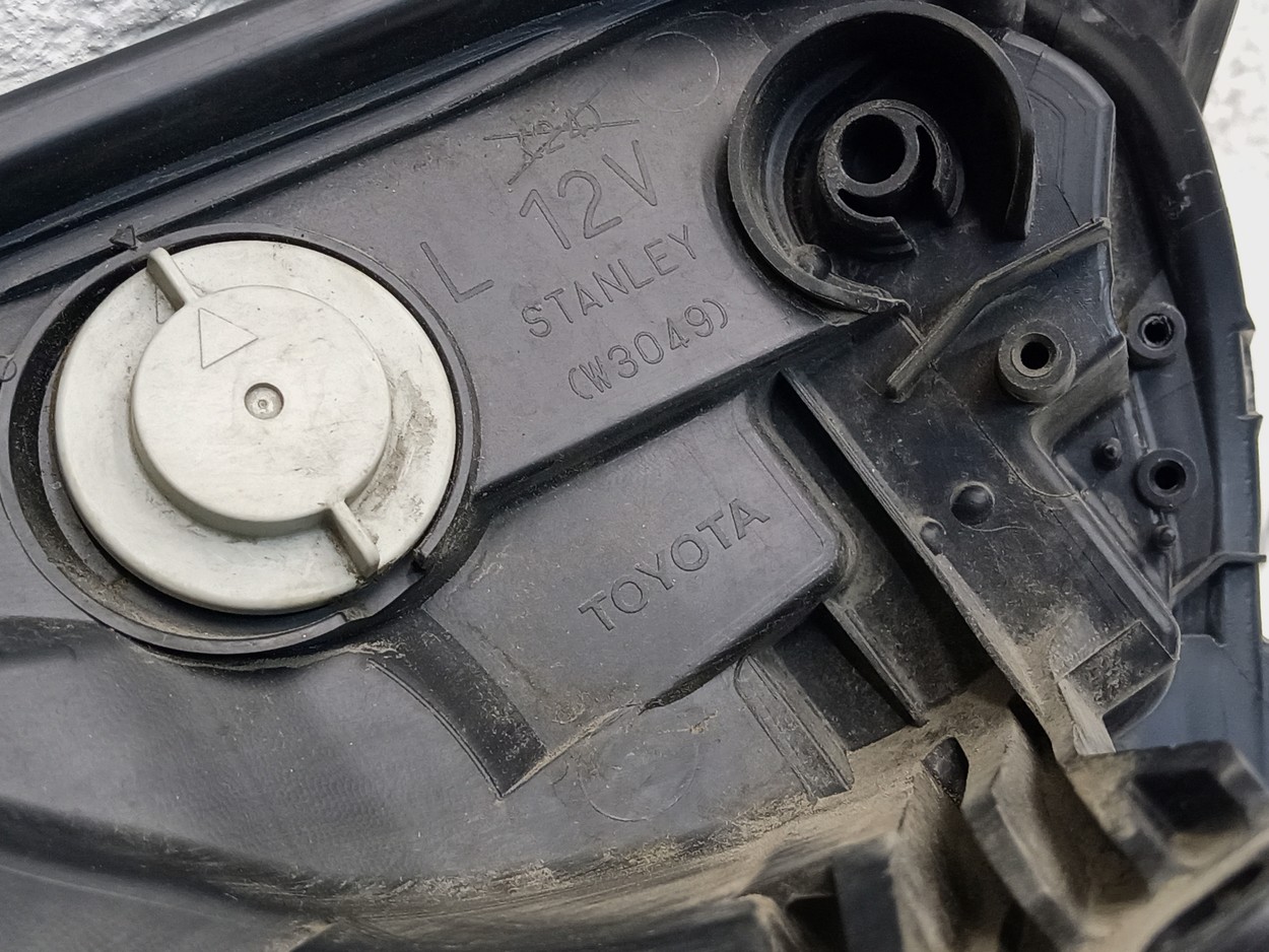 Фара передняя левая Toyota RAV4 CA40 Restail LED