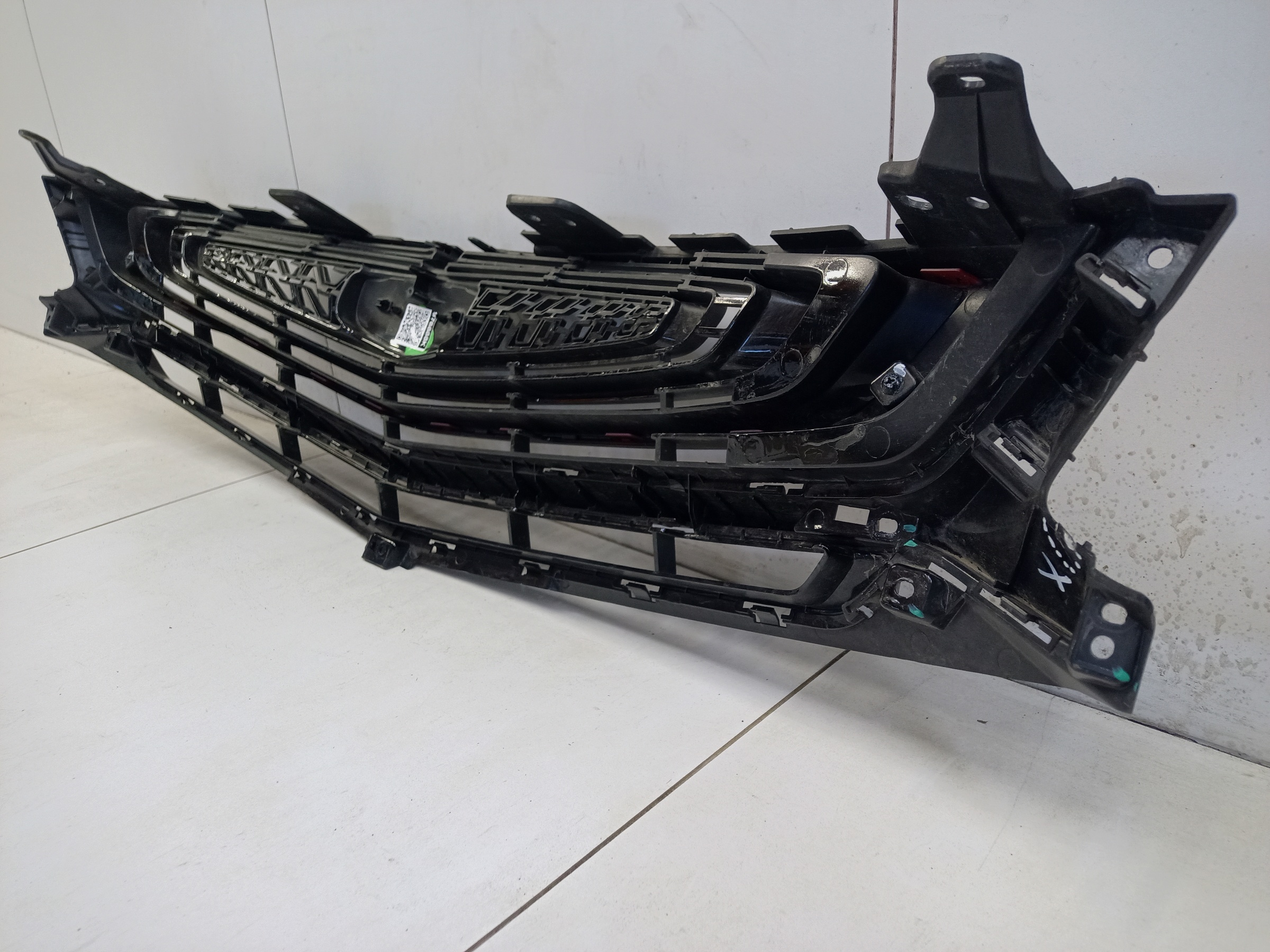 Решетка радиатора Geely Coolray под камеру