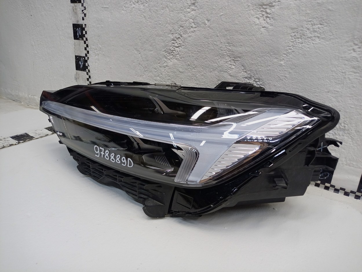 Фара передняя левая Volvo XC60 2 LED