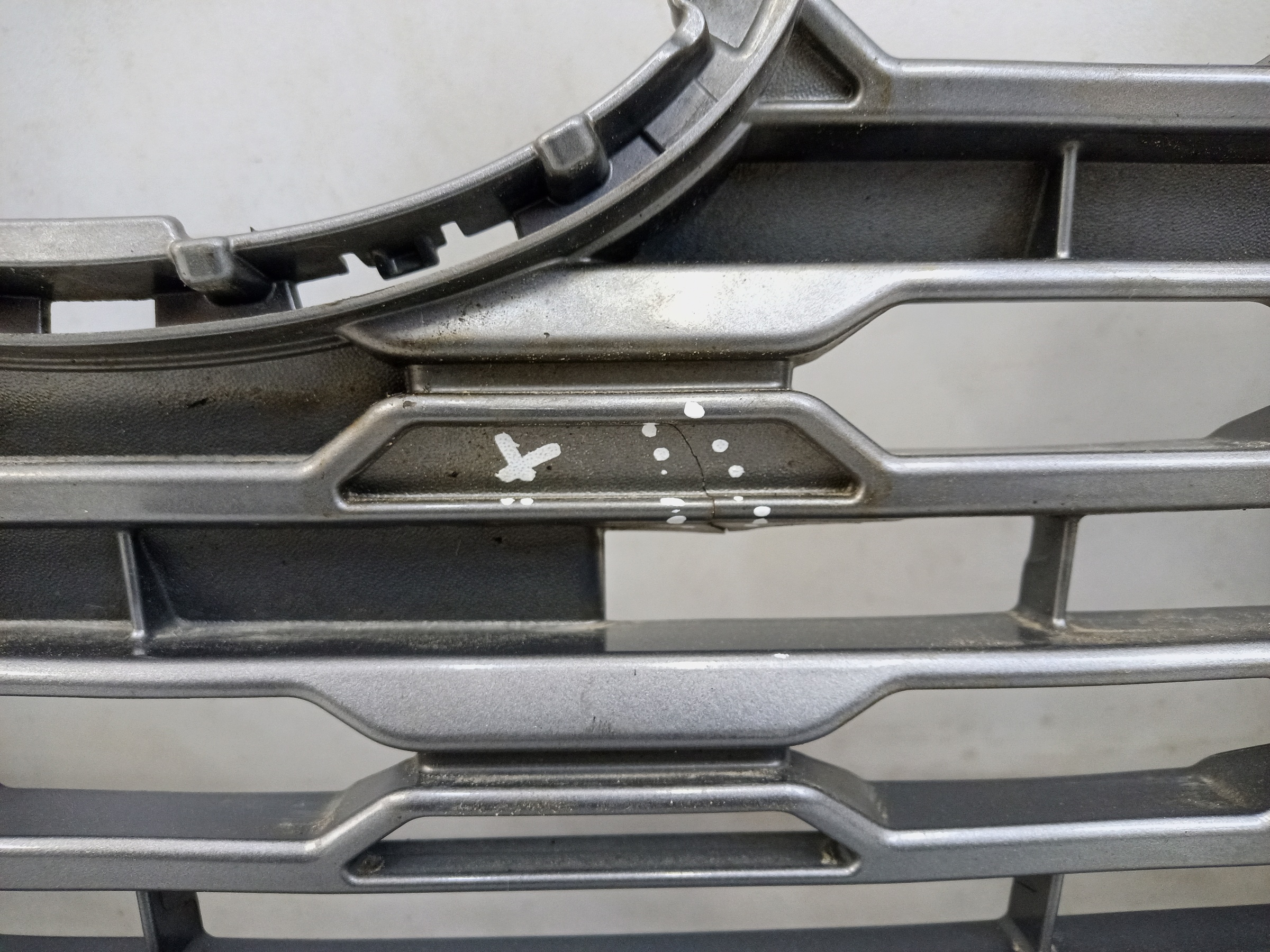 Решётка радиатора Toyota RAV4 XA50