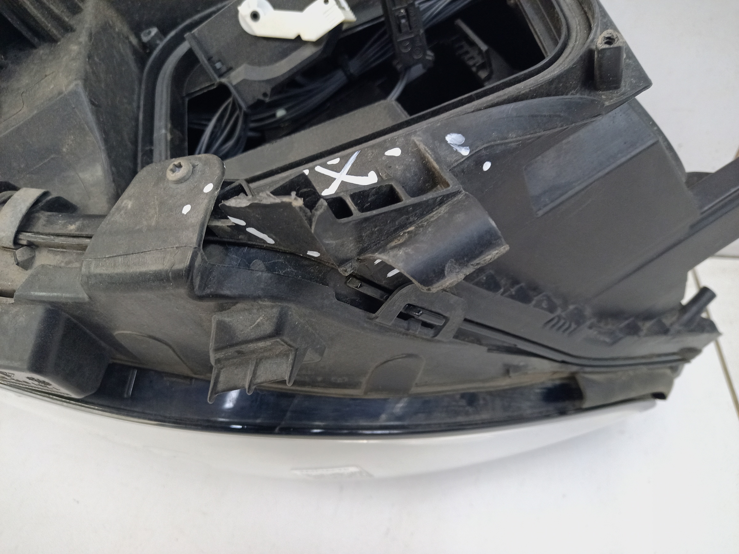 Фара передняя правая Mercedes-Benz GLA-Klasse X156 Restail