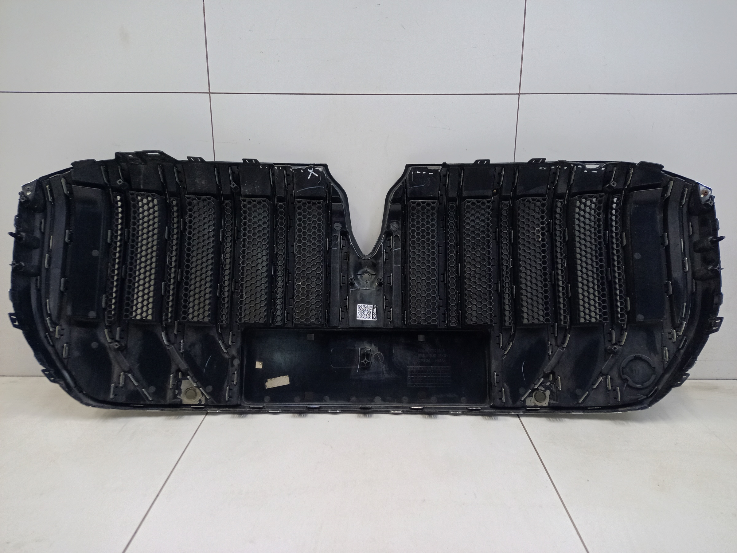 Решетка радиатора Voyah Dream