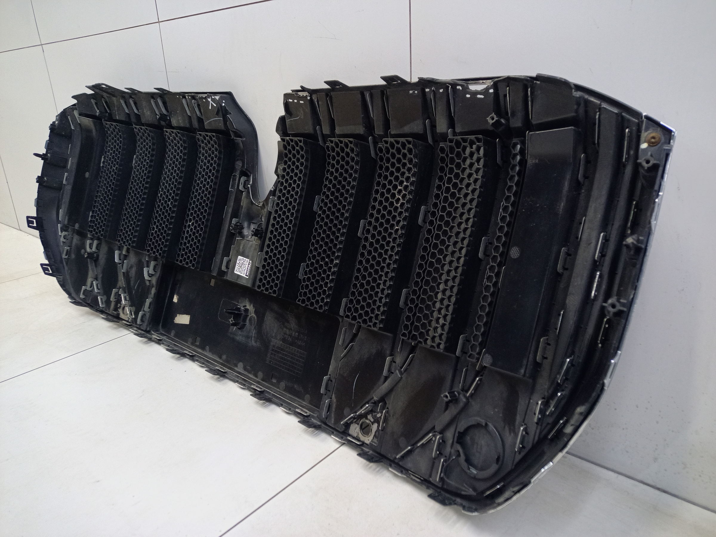 Решетка радиатора Voyah Dream