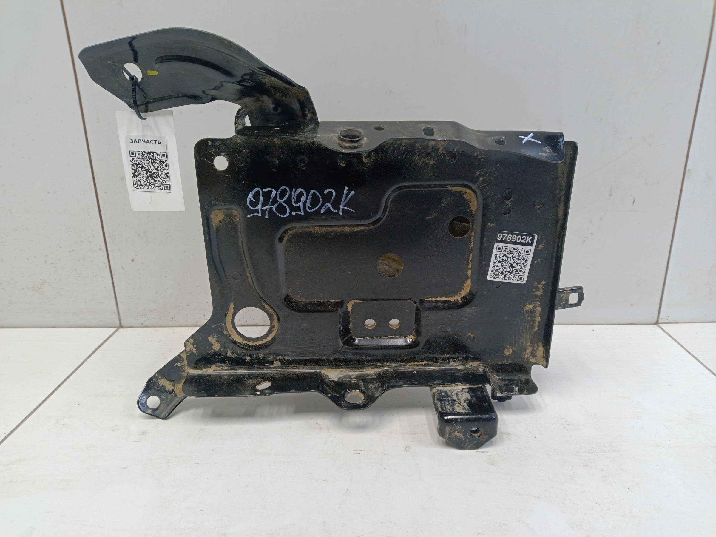 Площадка крепления АКБ Haval F7x