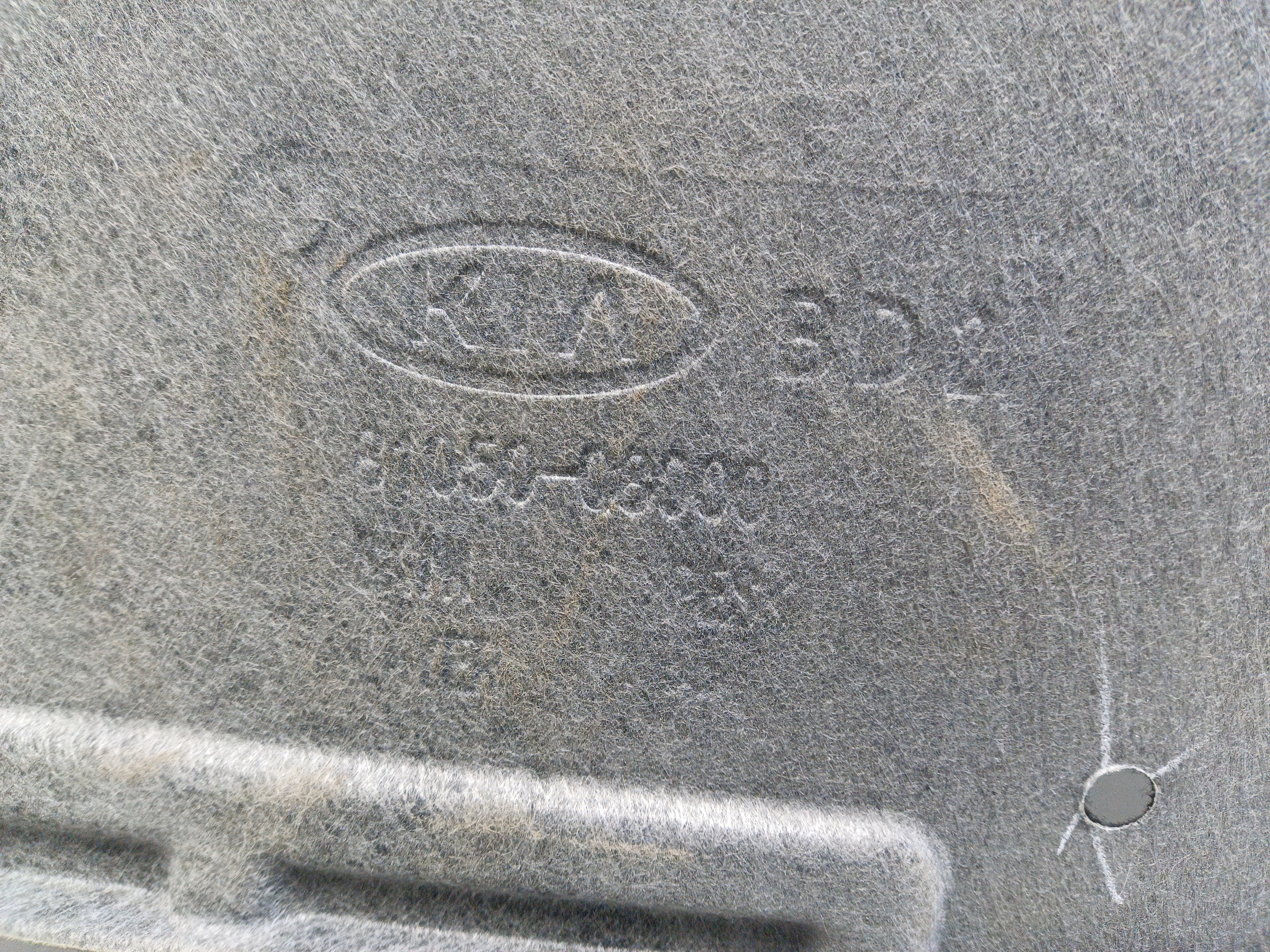 Обшивка крышки багажника Kia K3 2 China Market