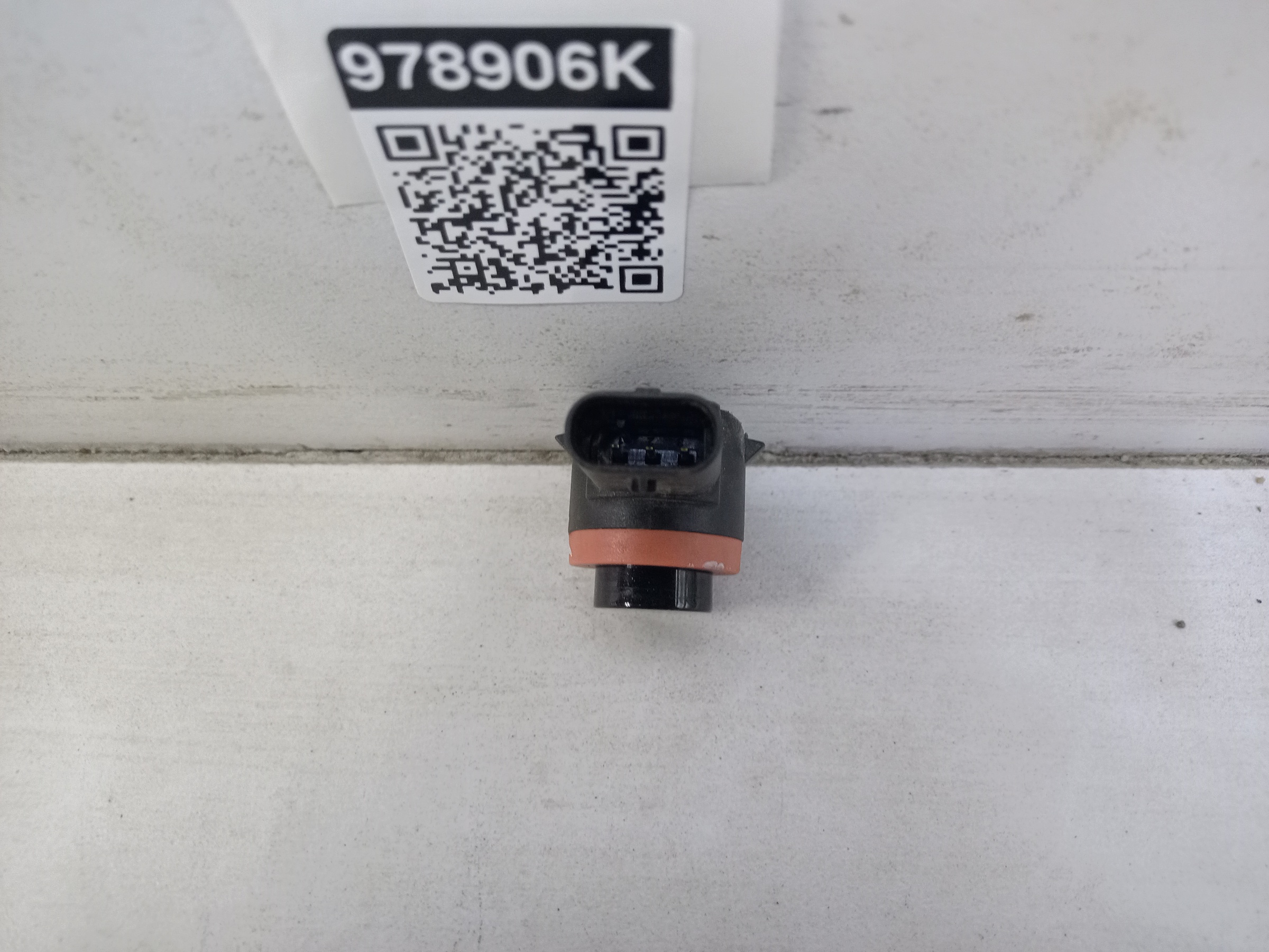 Датчик парковки " парктроник" задний Geely Tugella