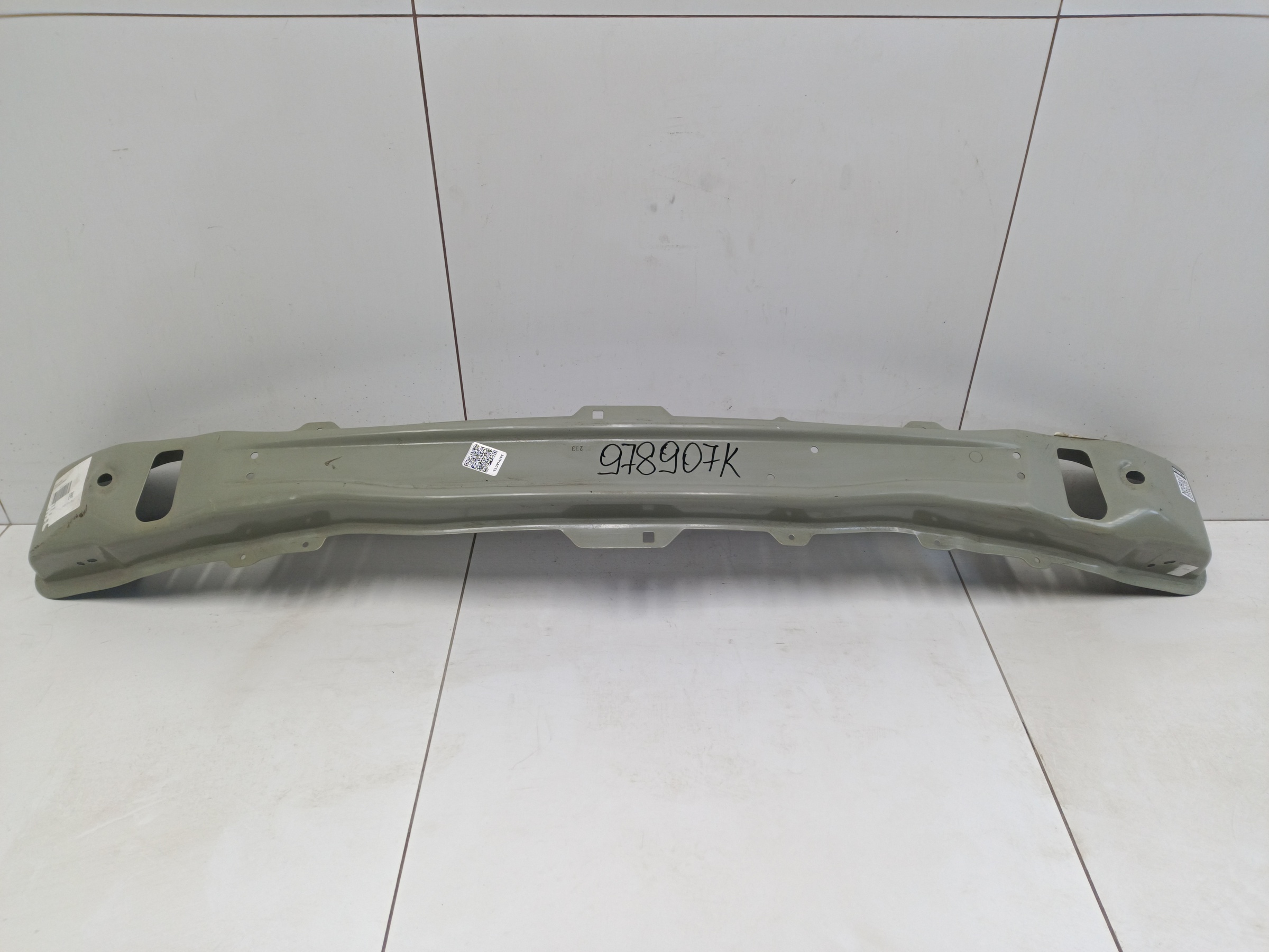 Усилитель переднего бампера Renault Kaptur