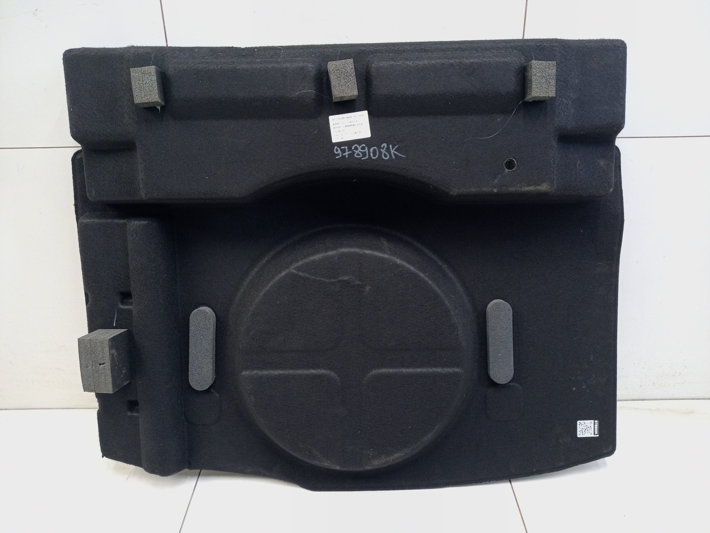 Обшивка пола  багажника Jetour Dashing