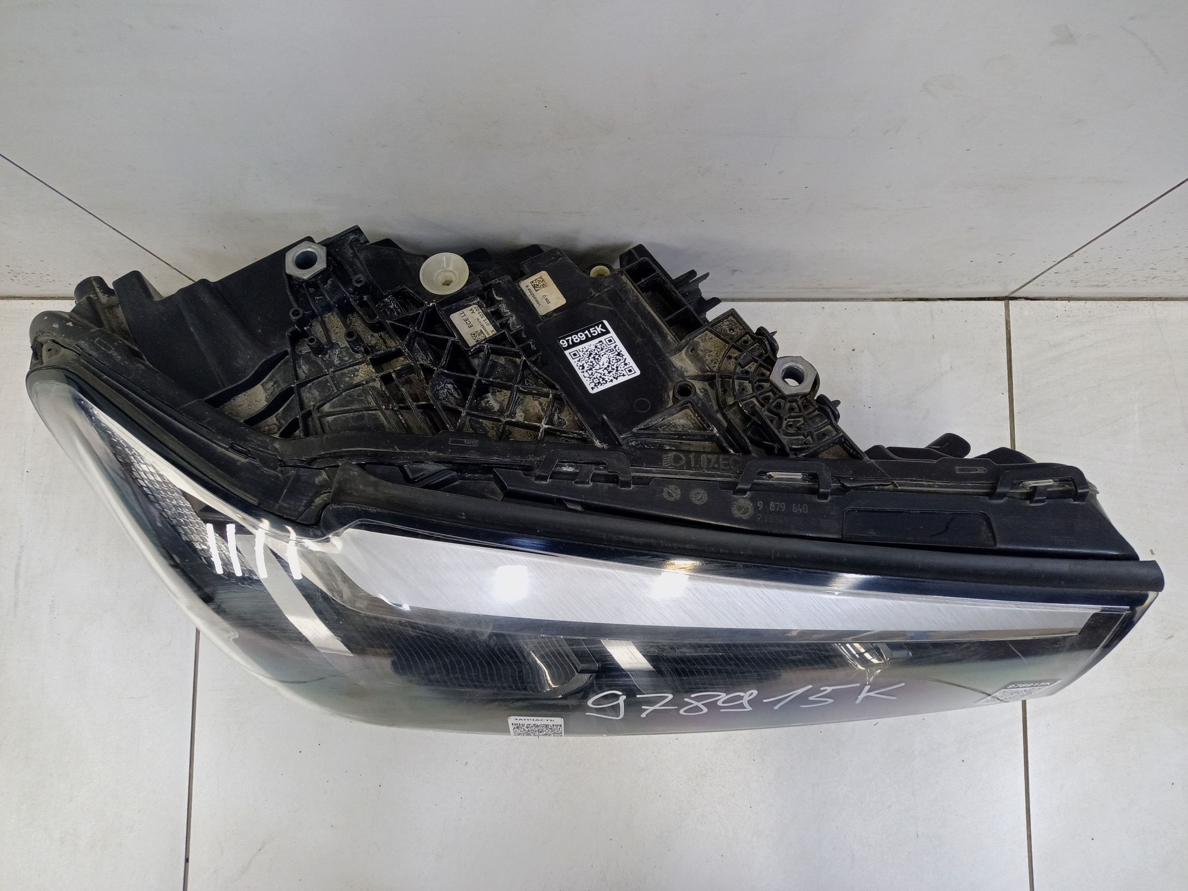 Фара передняя правая BMW 5er G30 Restail LED