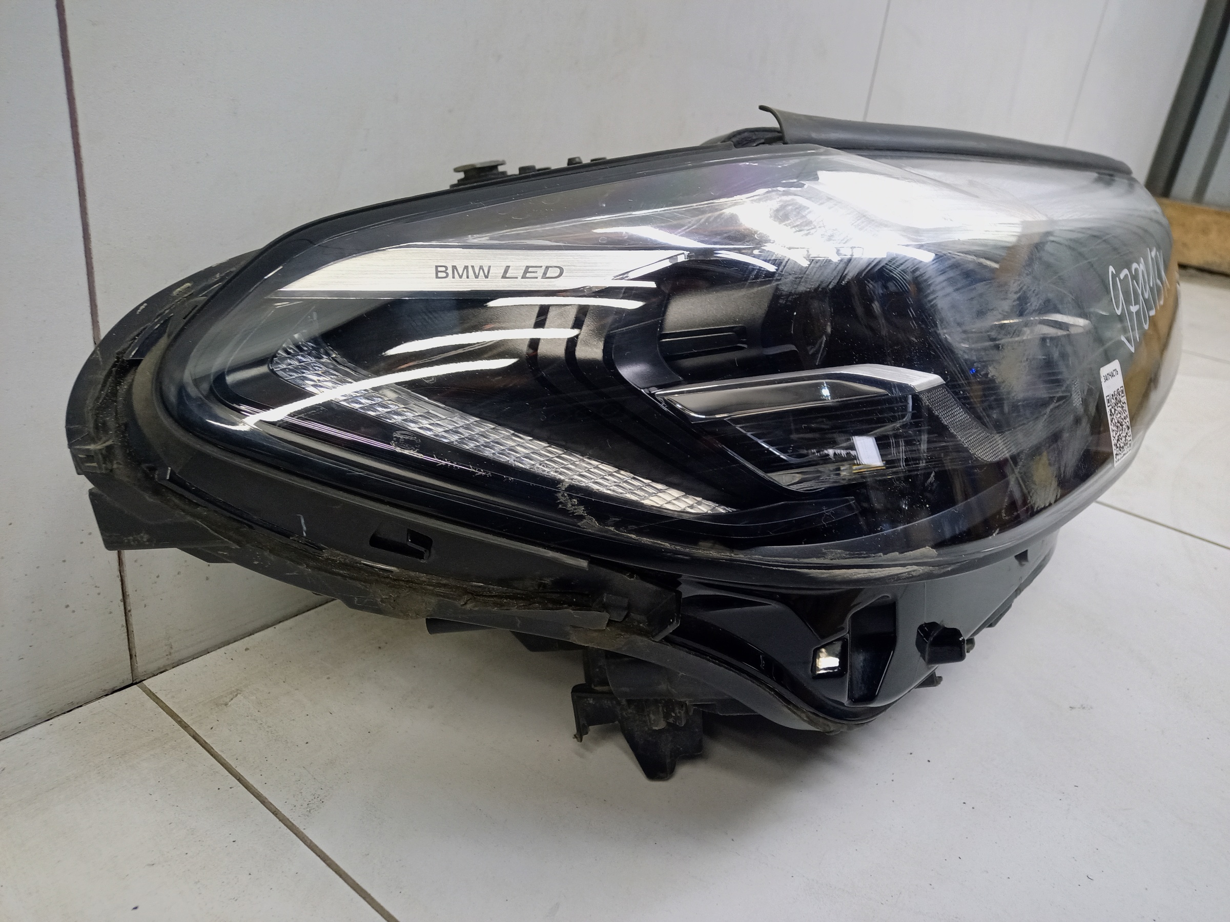 Фара передняя правая BMW 5er G30 Restail LED