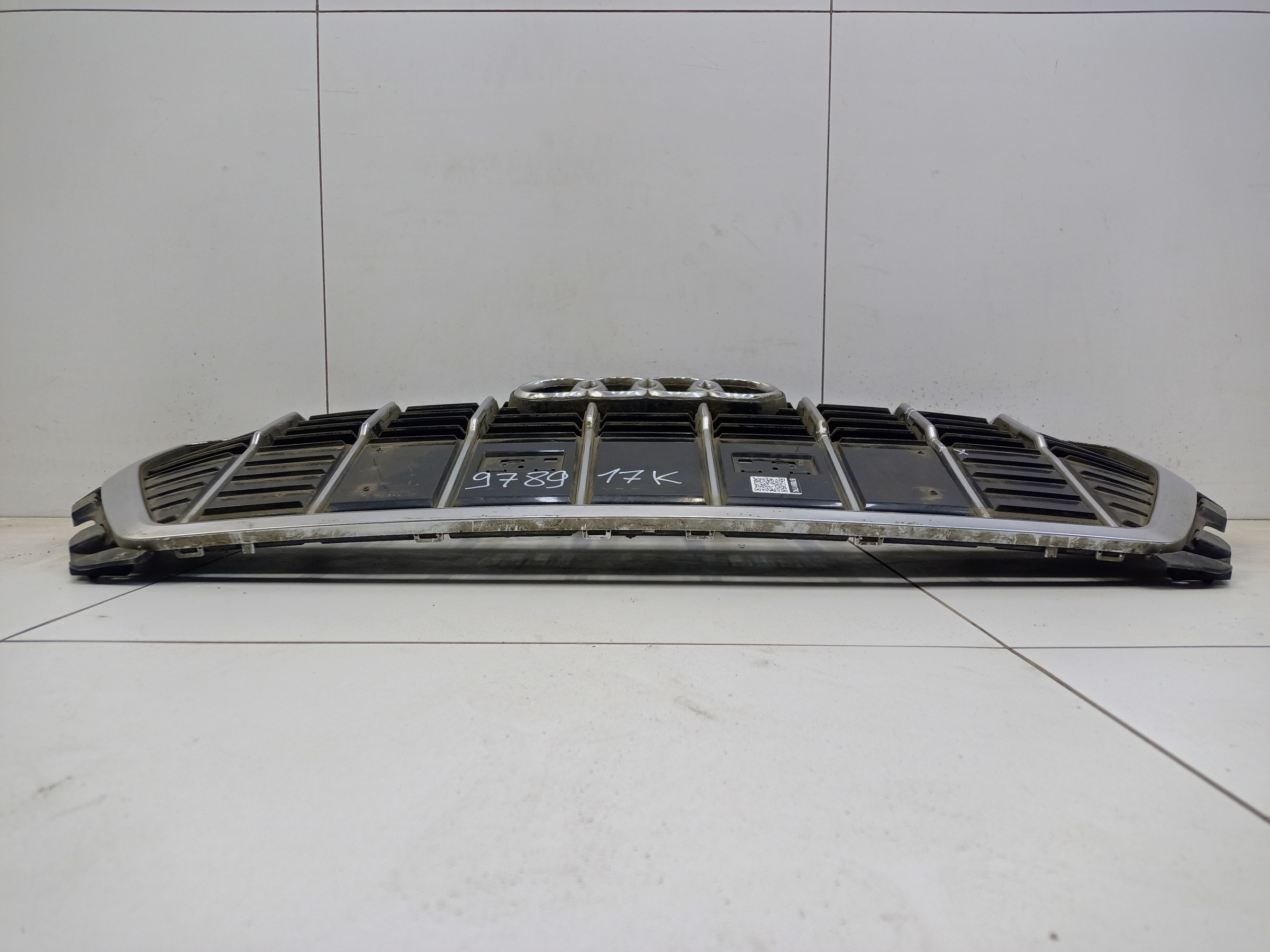 Решетка радиатора Audi Q3 2 F3