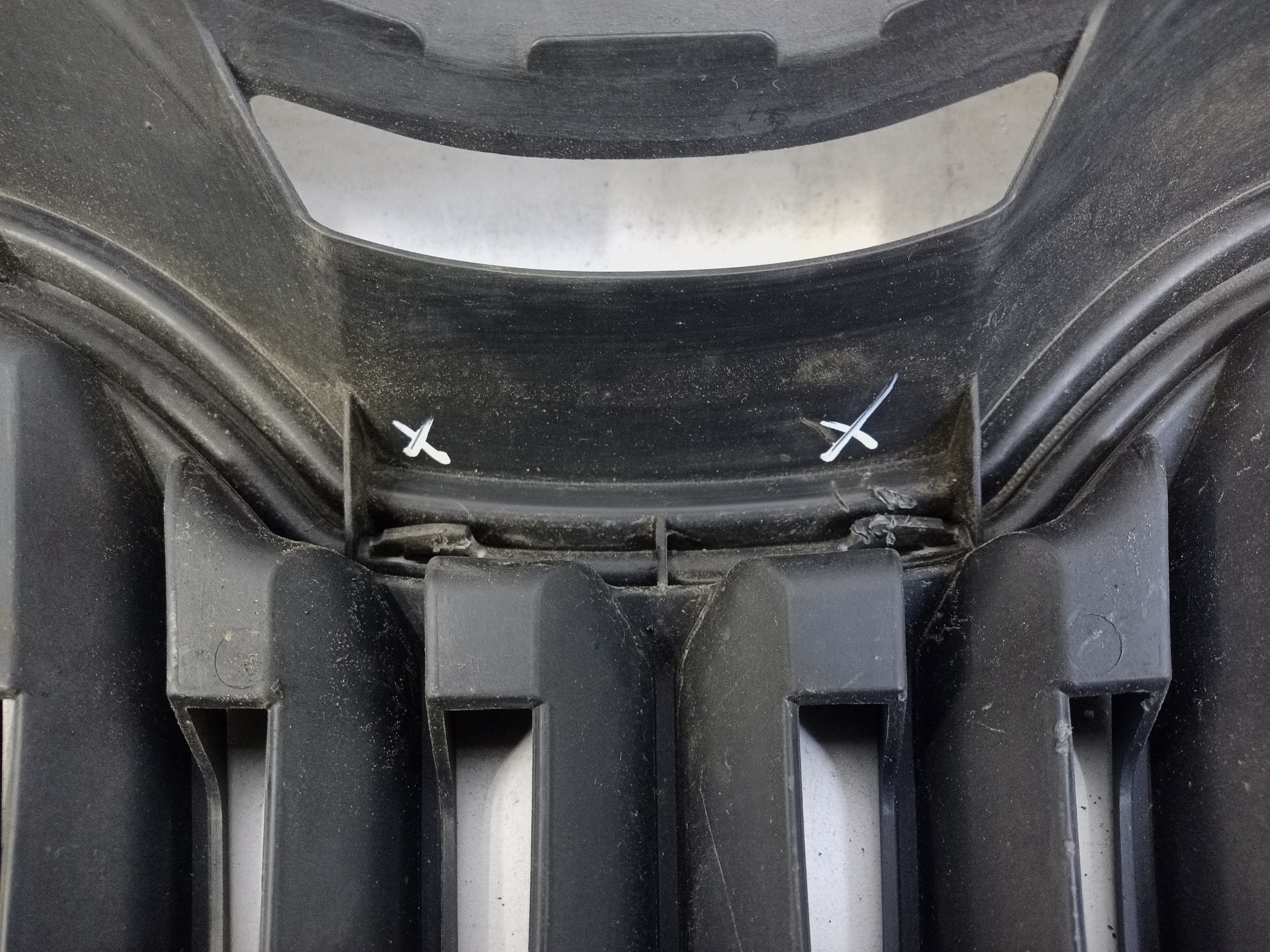 Решетка радиатора Skoda Rapid 1