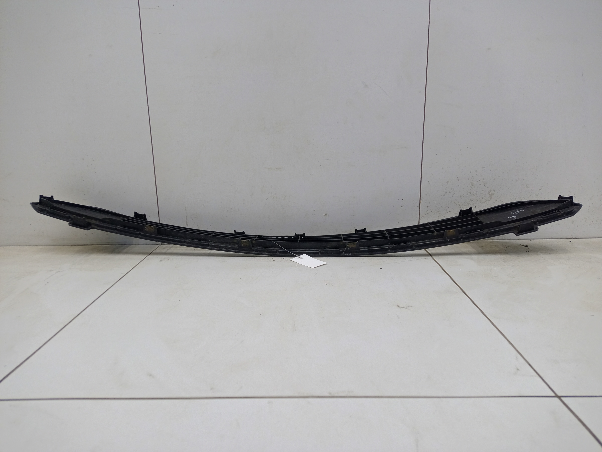 Решетка переднего бампера верхняя Toyota RAV4 CA40 Restail