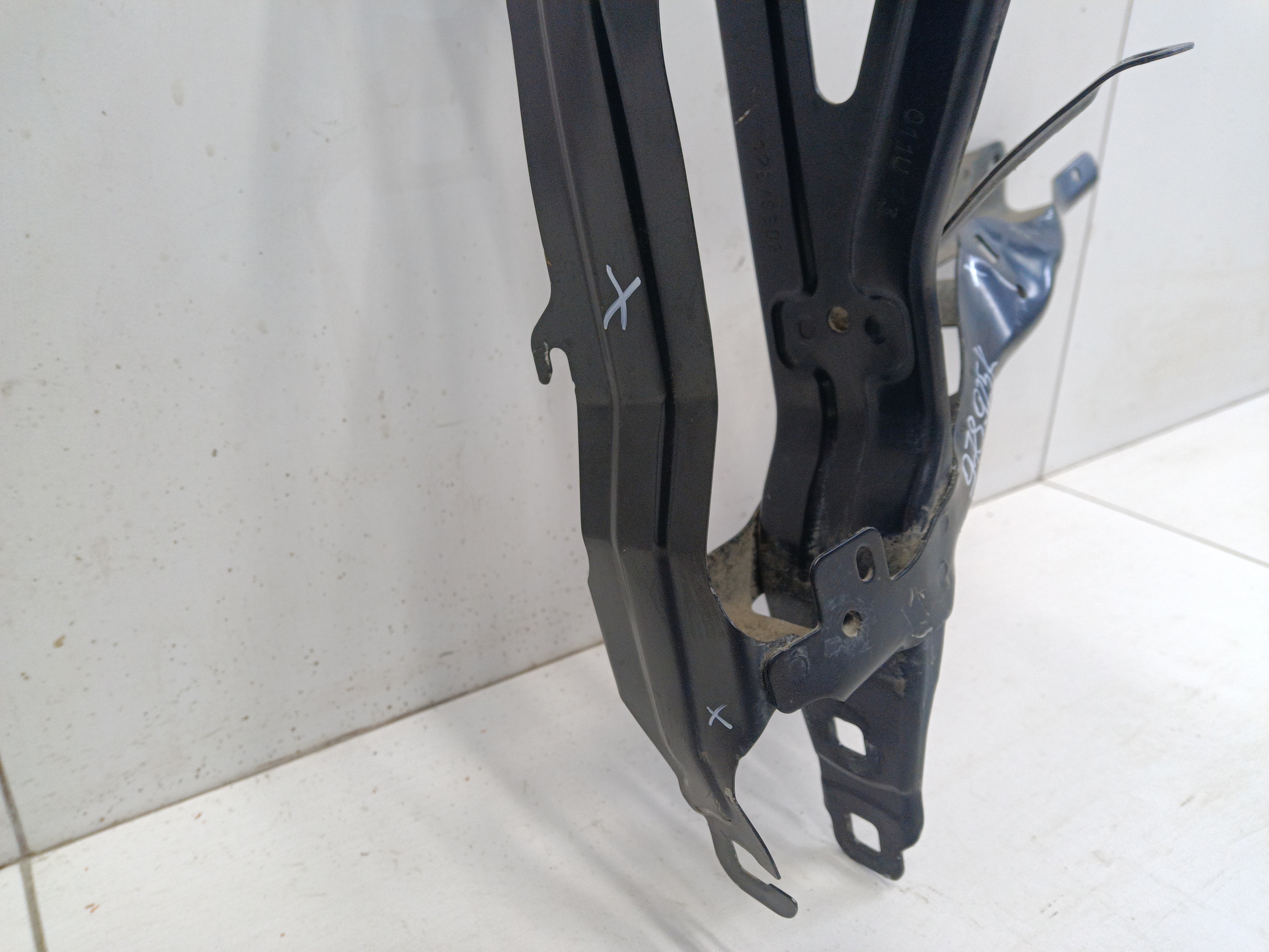 Кронштейн фары передней левой BMW X3 G01