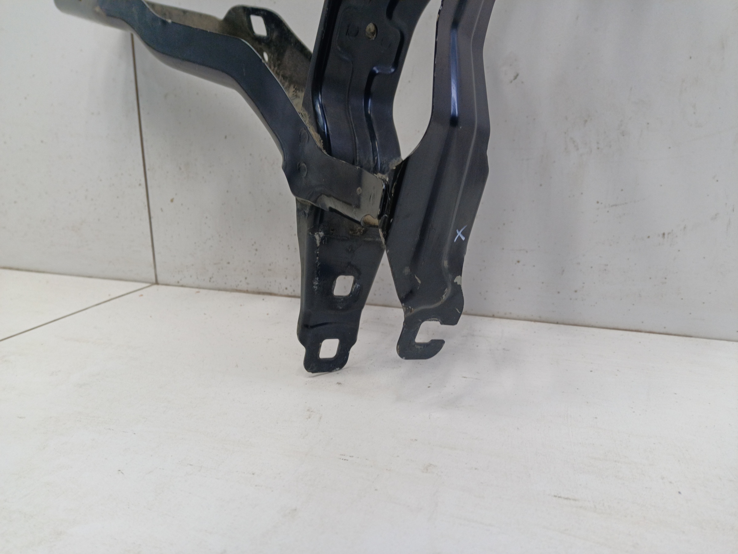 Кронштейн фары передней левой BMW X3 G01