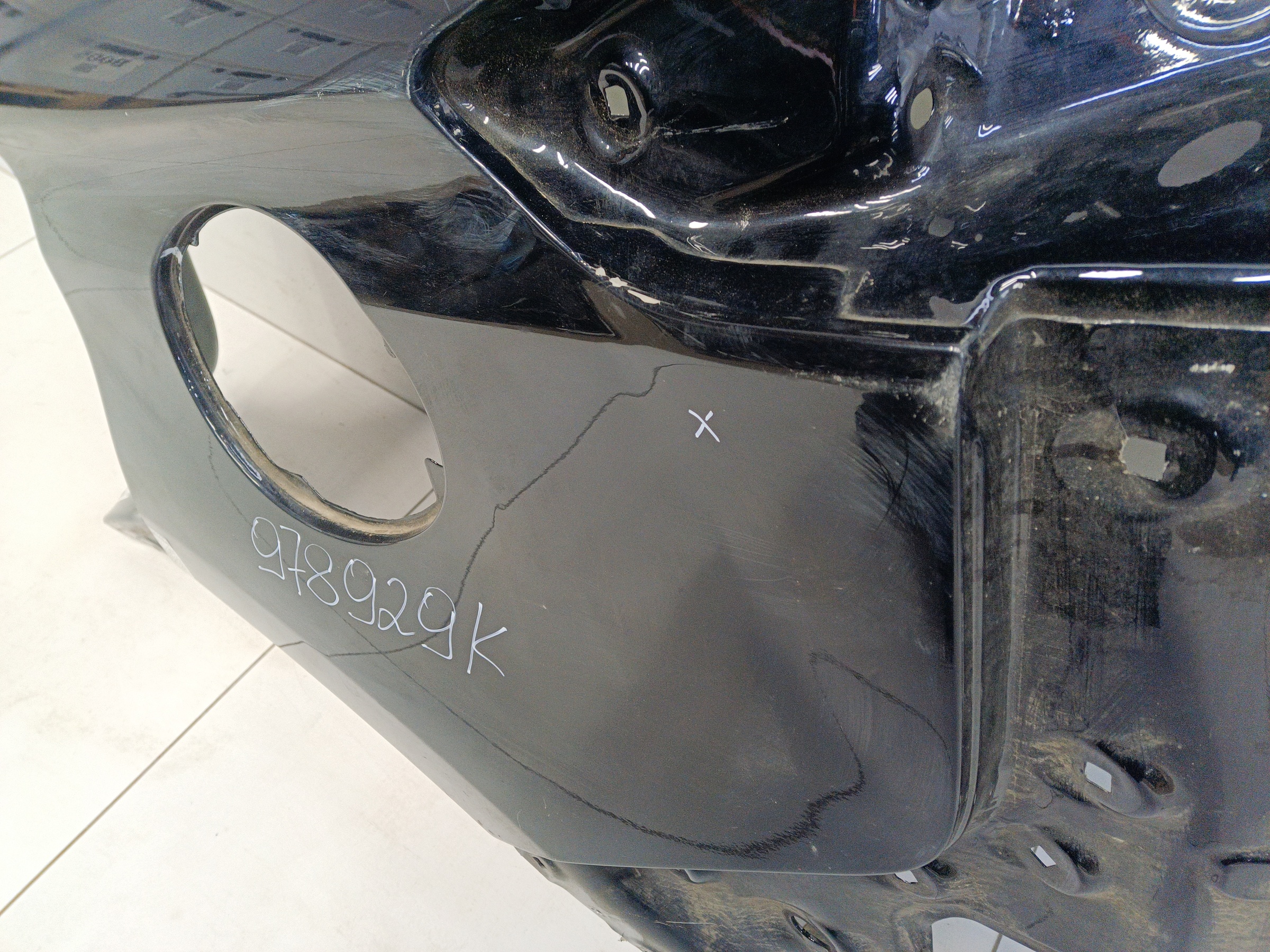 Панель кузова боковая левая Geely Atlas