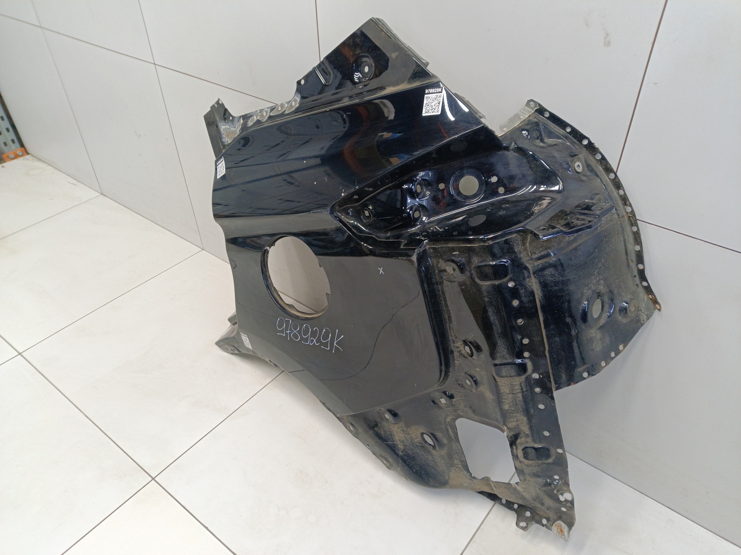 Панель кузова боковая левая Geely Atlas