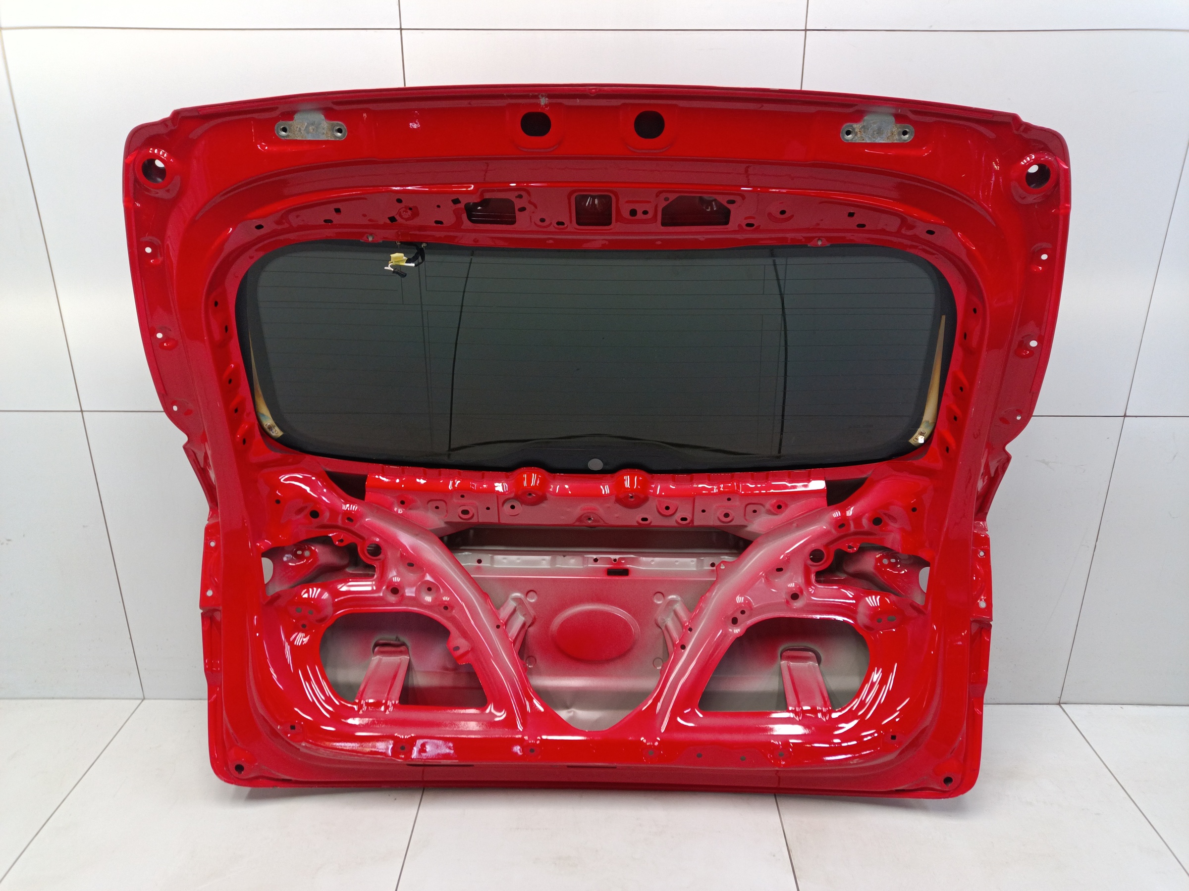 Крышка багажника Geely Coolray