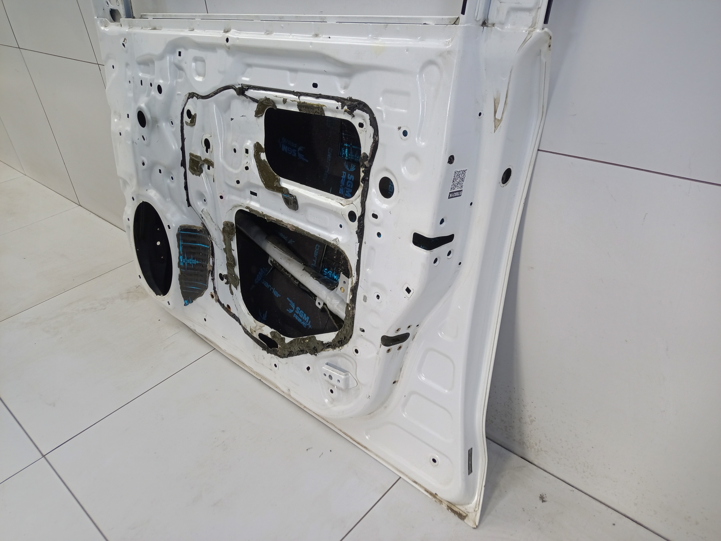 Дверь передняя правая Lexus LX 3 Restail 2