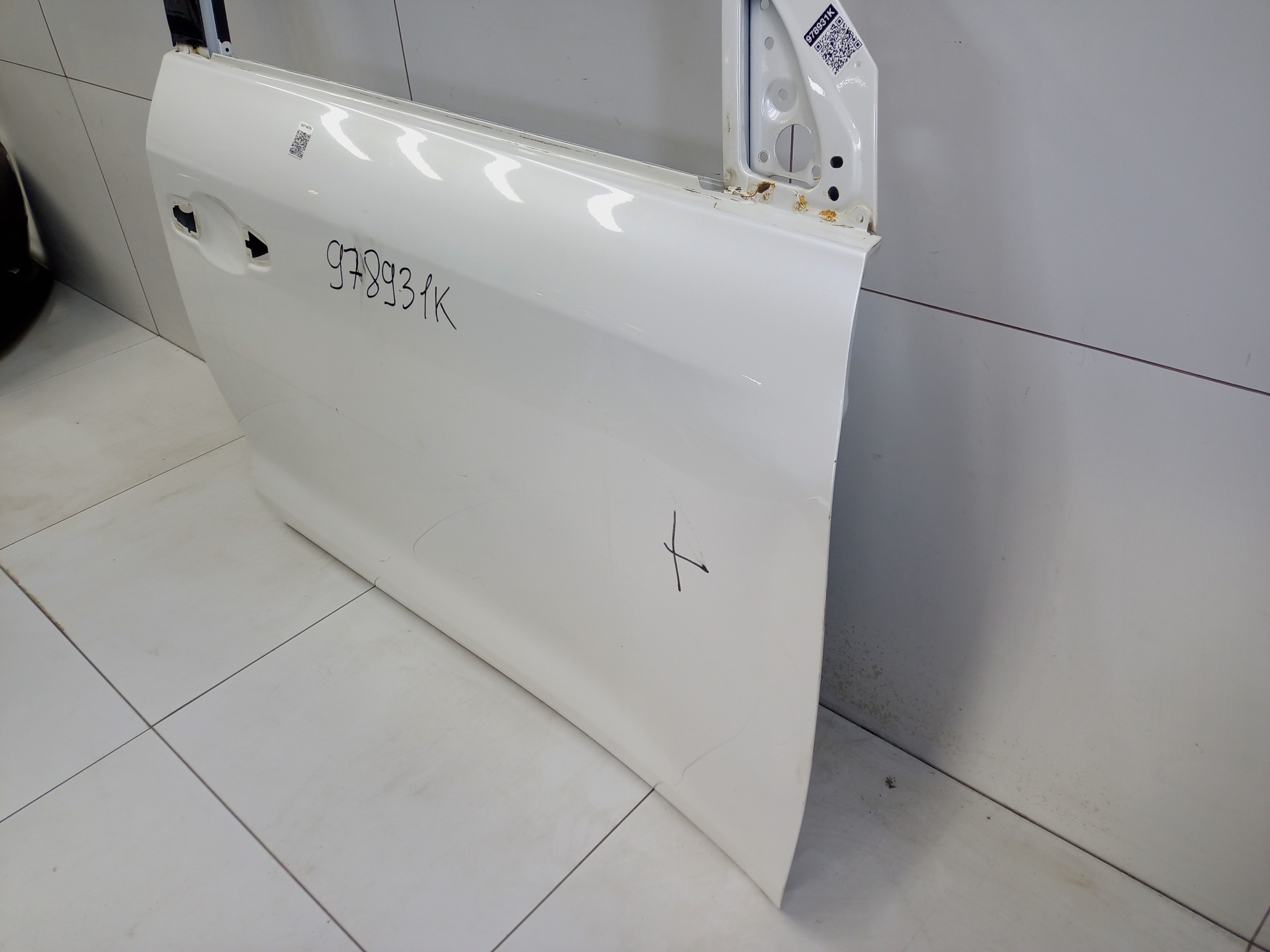 Дверь передняя правая Lexus LX 3 Restail 2