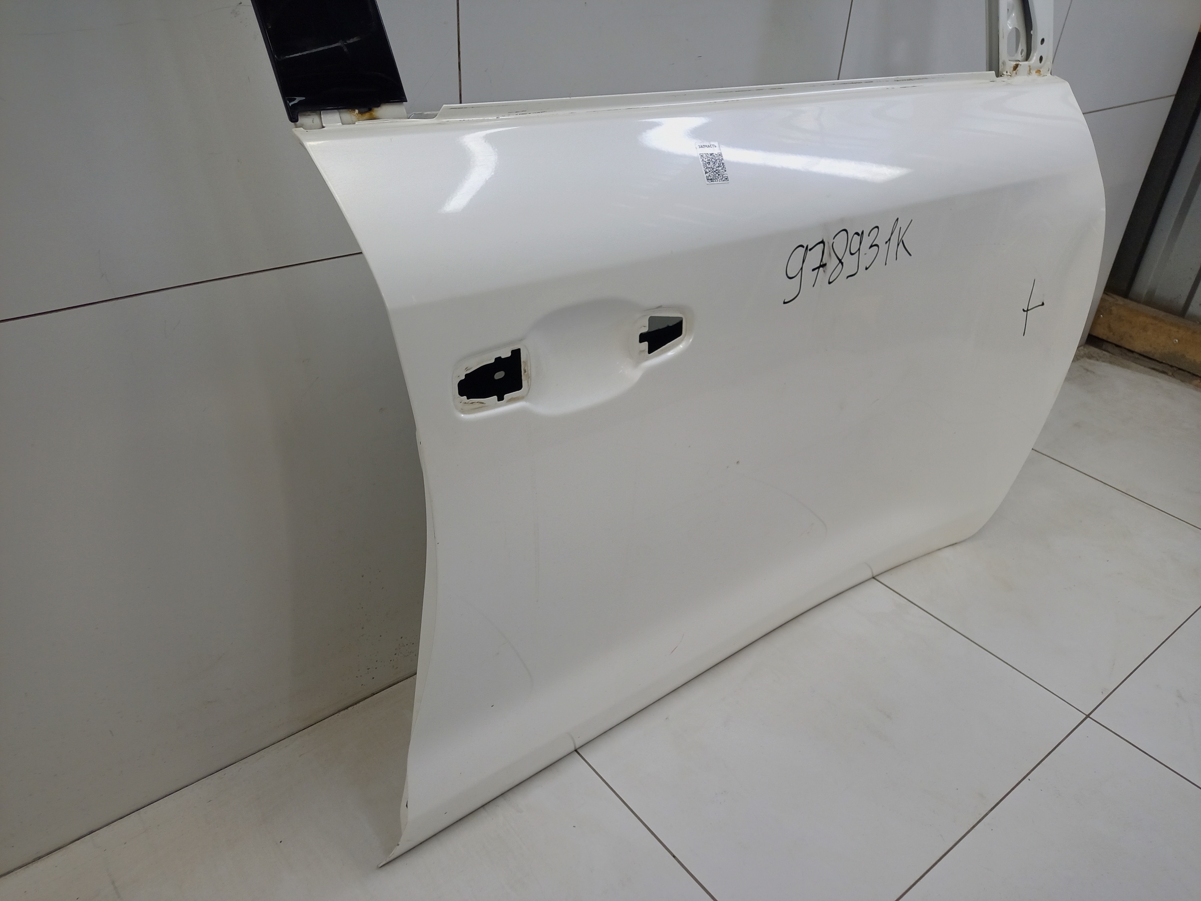 Дверь передняя правая Lexus LX 3 Restail 2