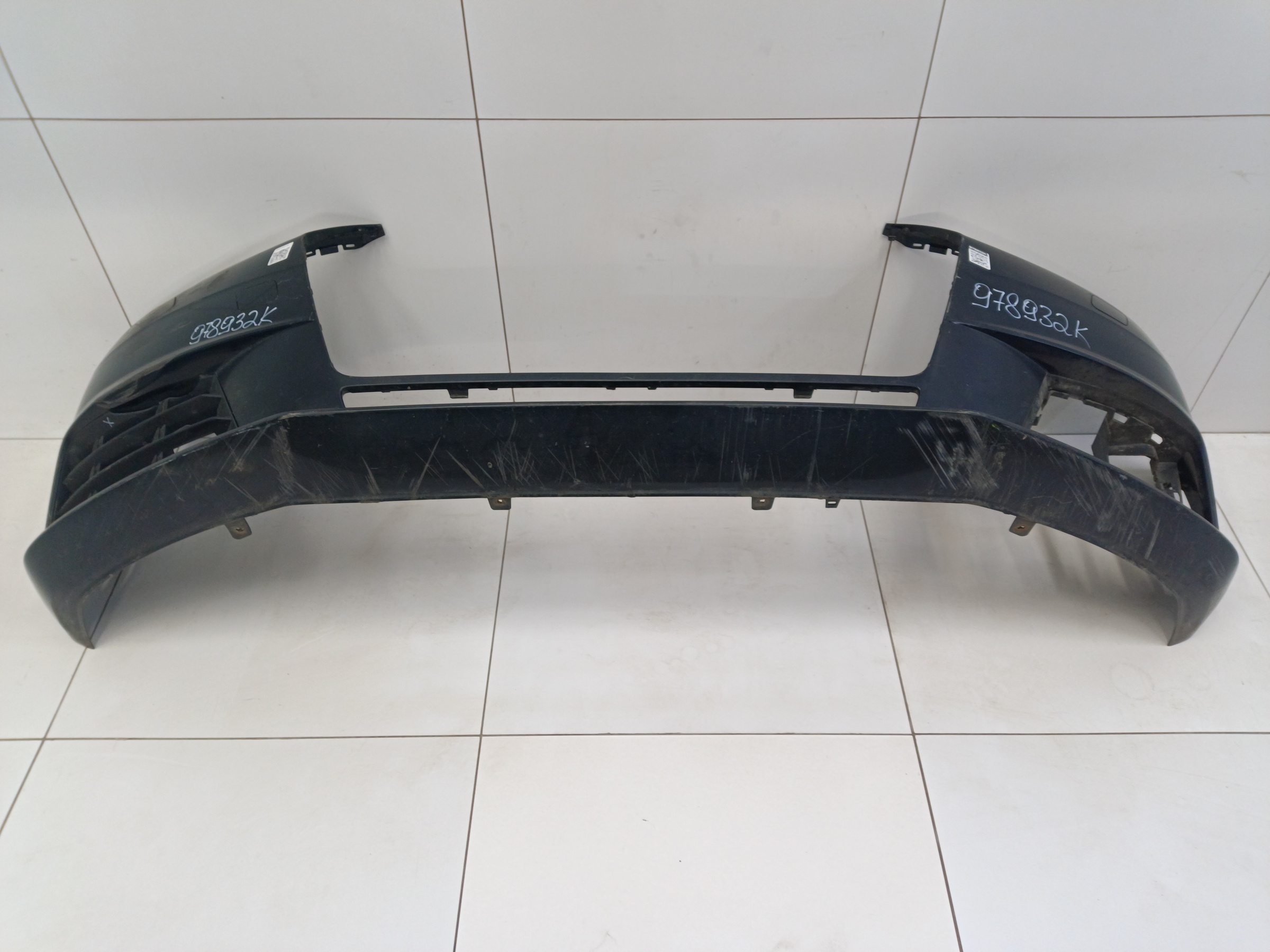 Бампер передний Audi A4 B9