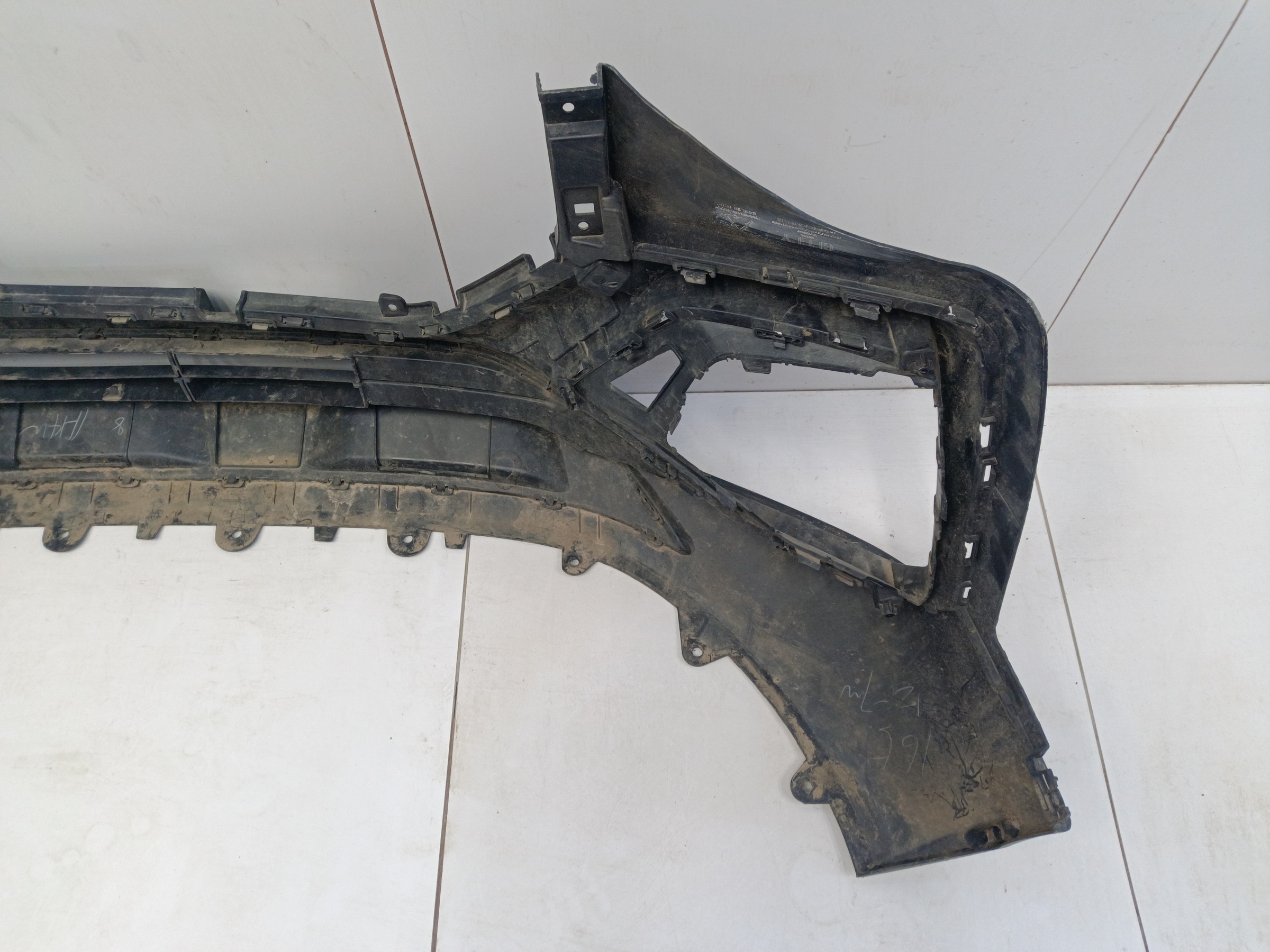 Юбка переднего бампера Geely Okavango 1 Restail