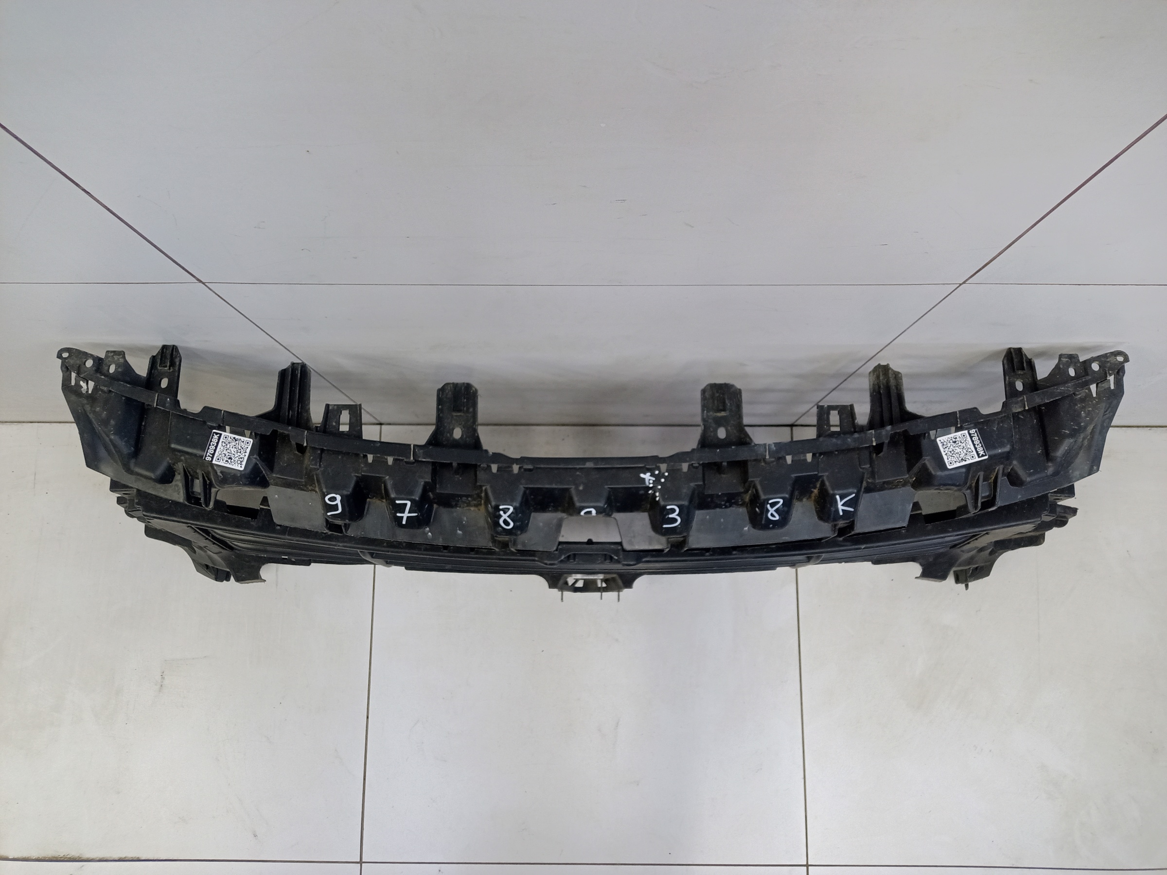 Решетка переднего бампера Porsche Cayenne 3