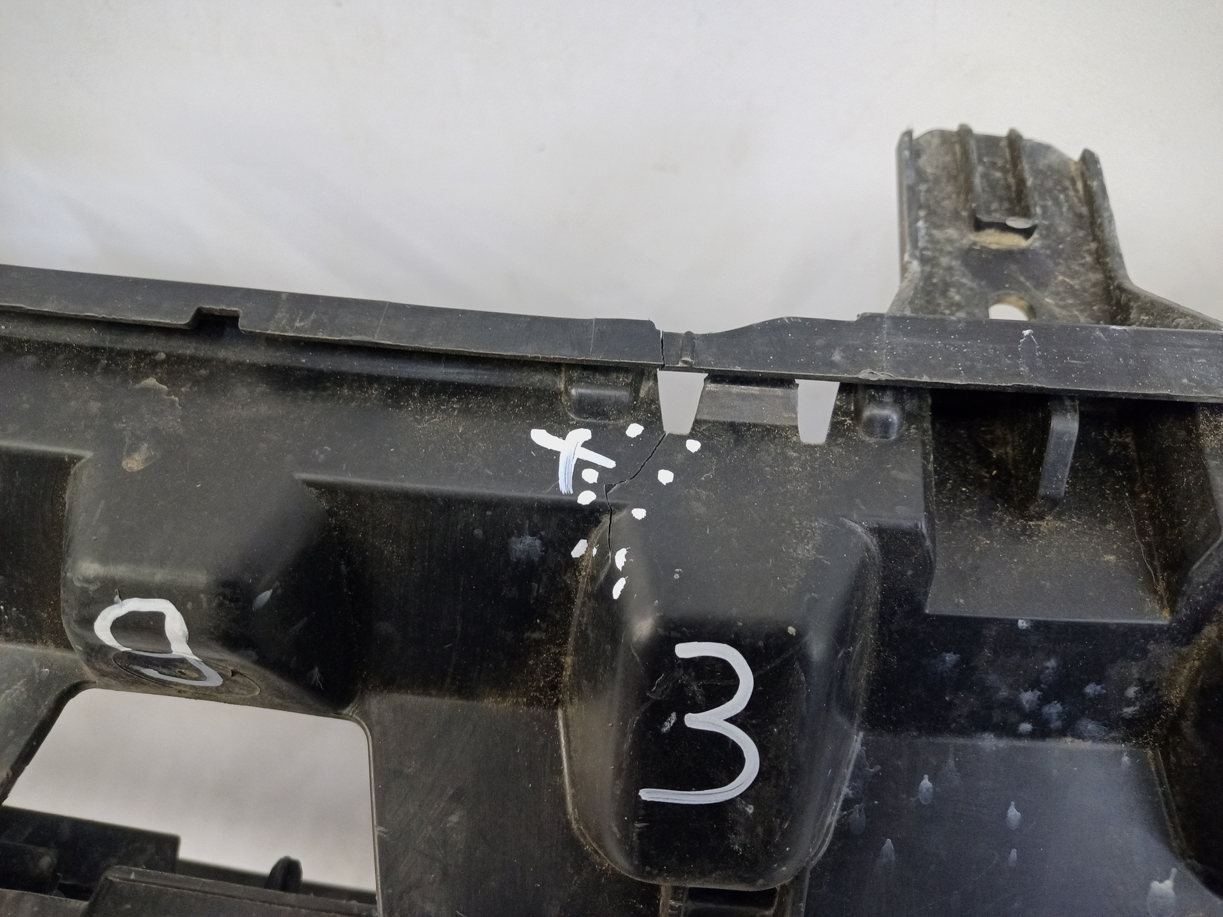 Решетка переднего бампера Porsche Cayenne 3