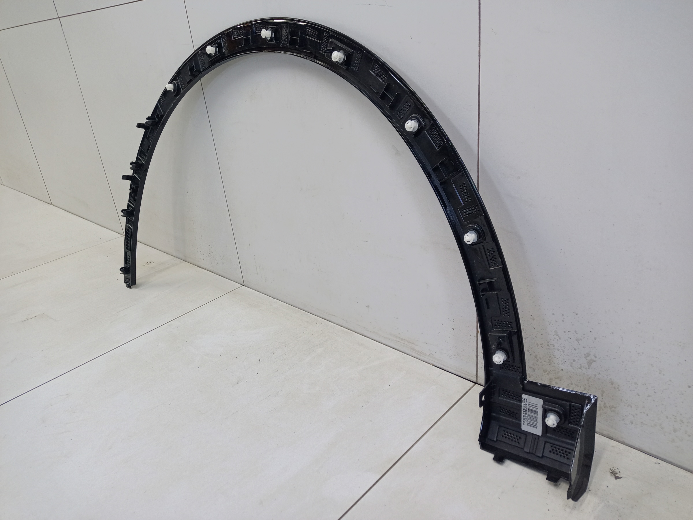 Накладка крыла переднего правого Voyah Free