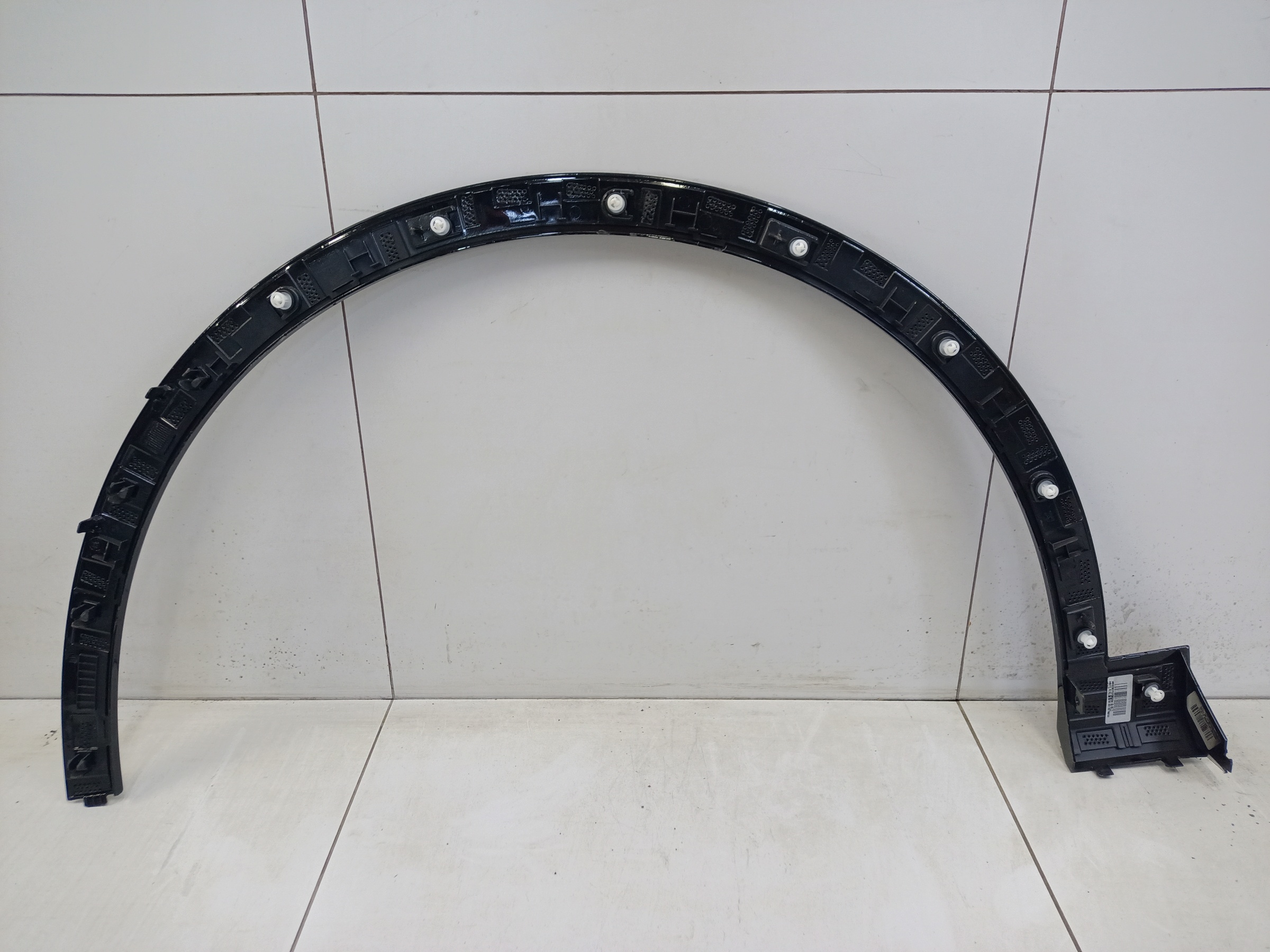 Накладка крыла переднего правого Voyah Free