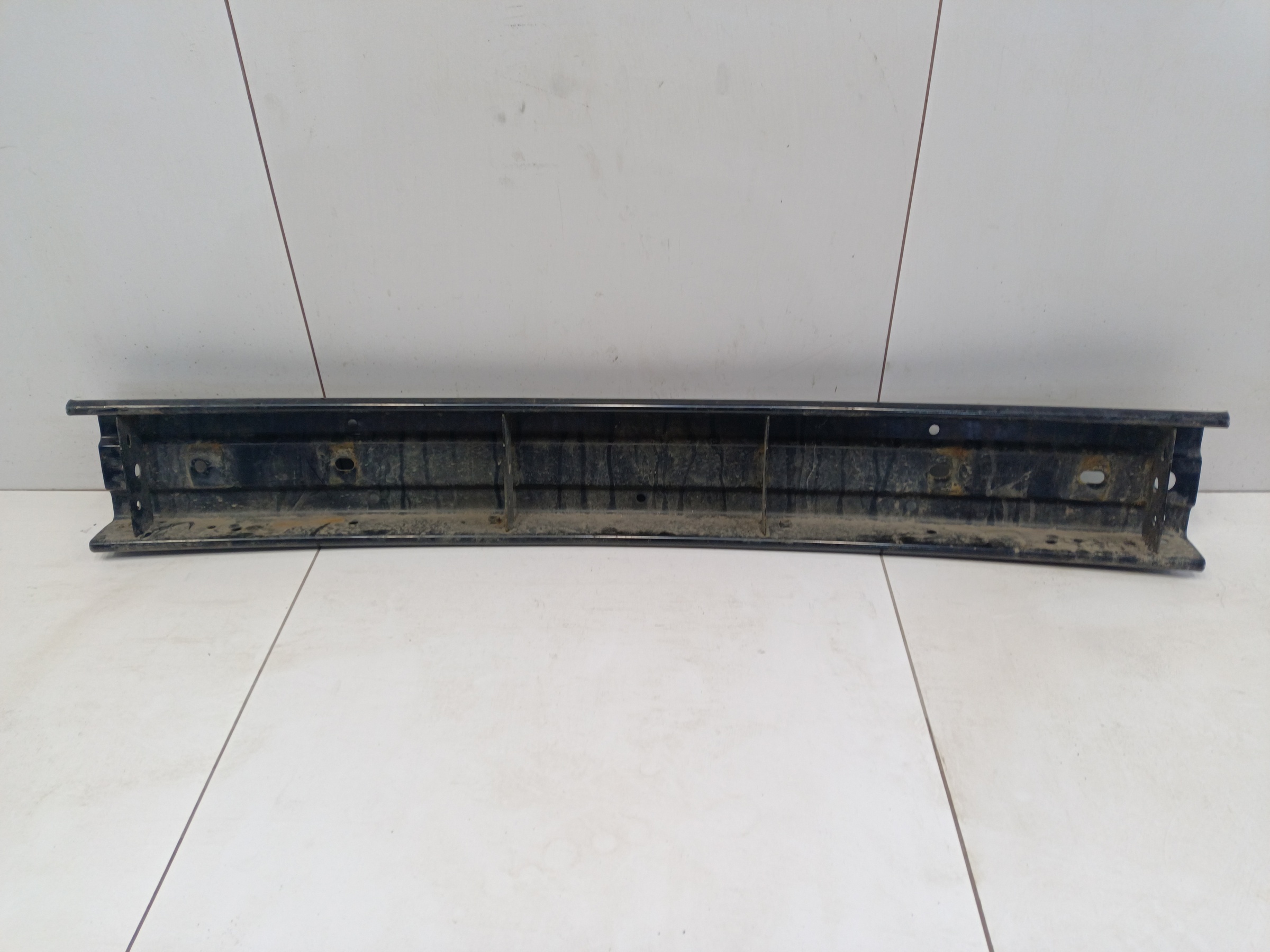 Усилитель переднего бампера Tank 500