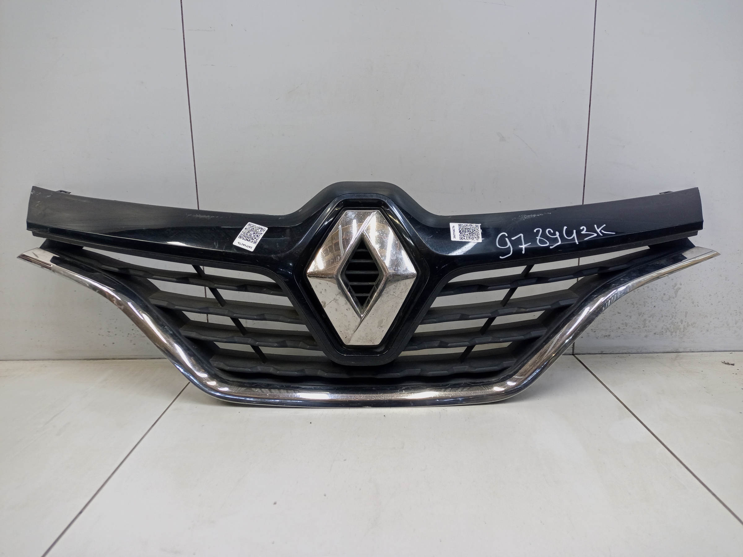 Решетка радиатора Renault Kaptur