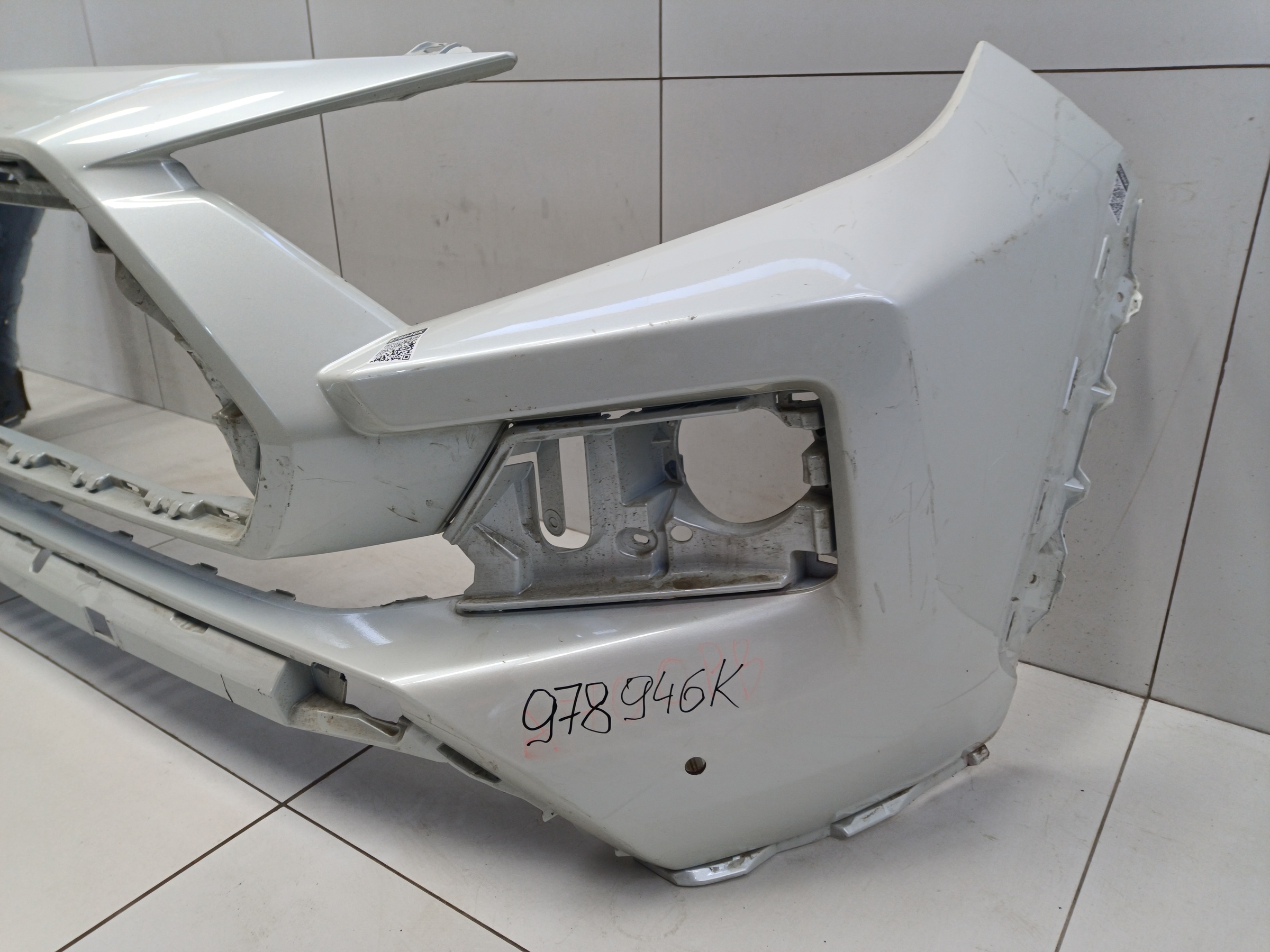 Бампер передний Toyota RAV4 XA50 Restail