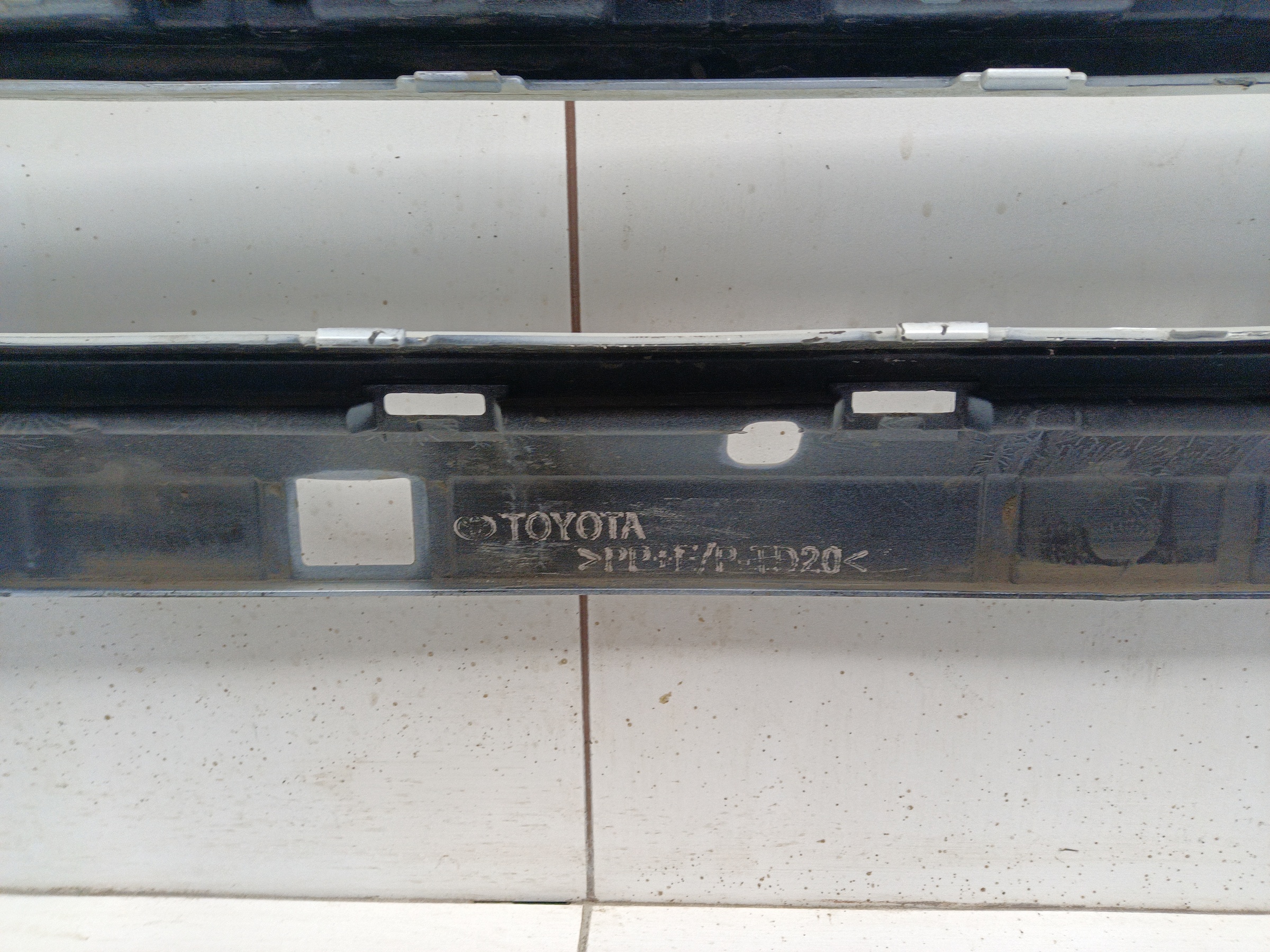 Бампер передний Toyota RAV4 XA50 Restail