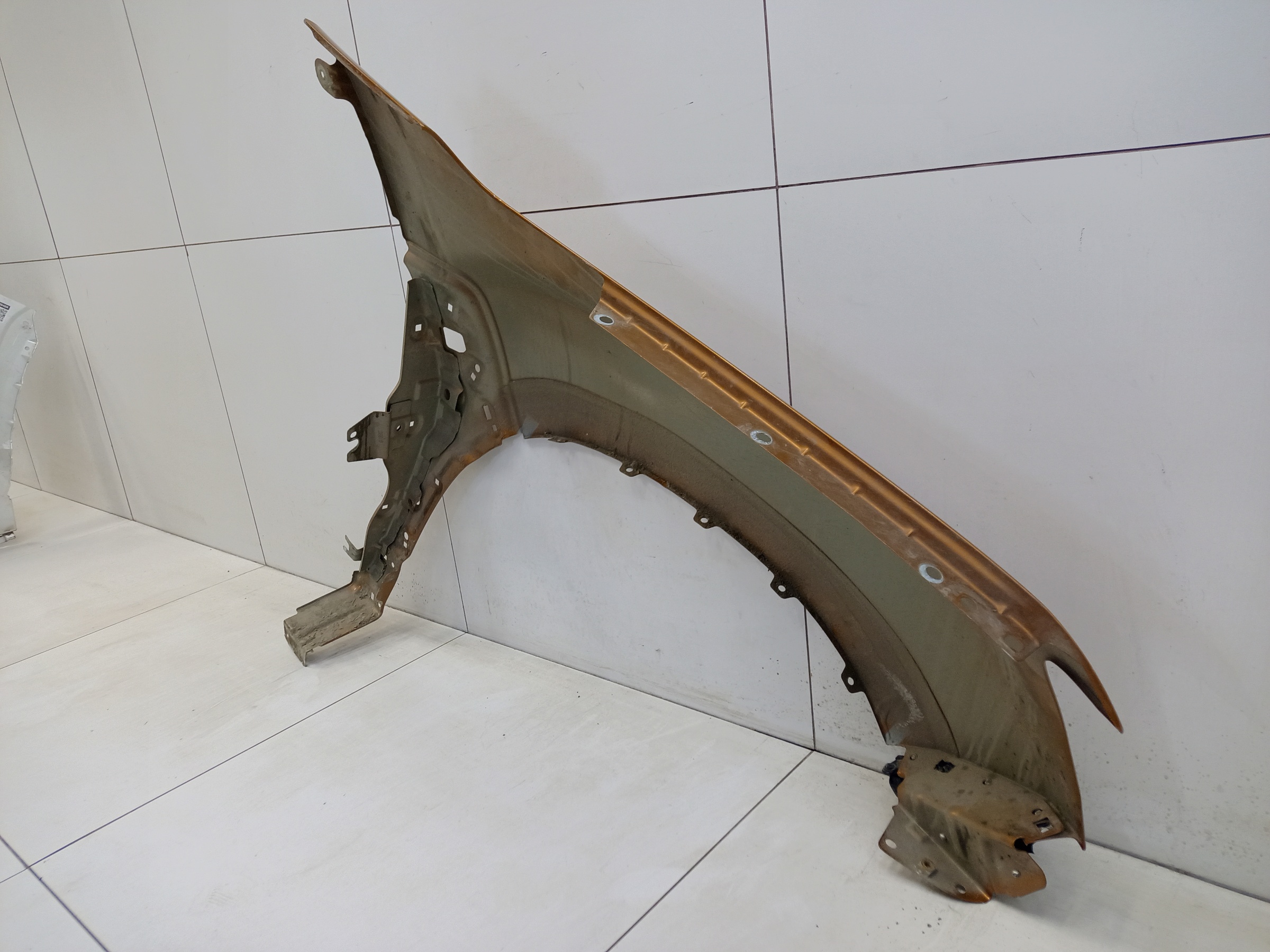 Крыло переднее левое Renault Duster 2