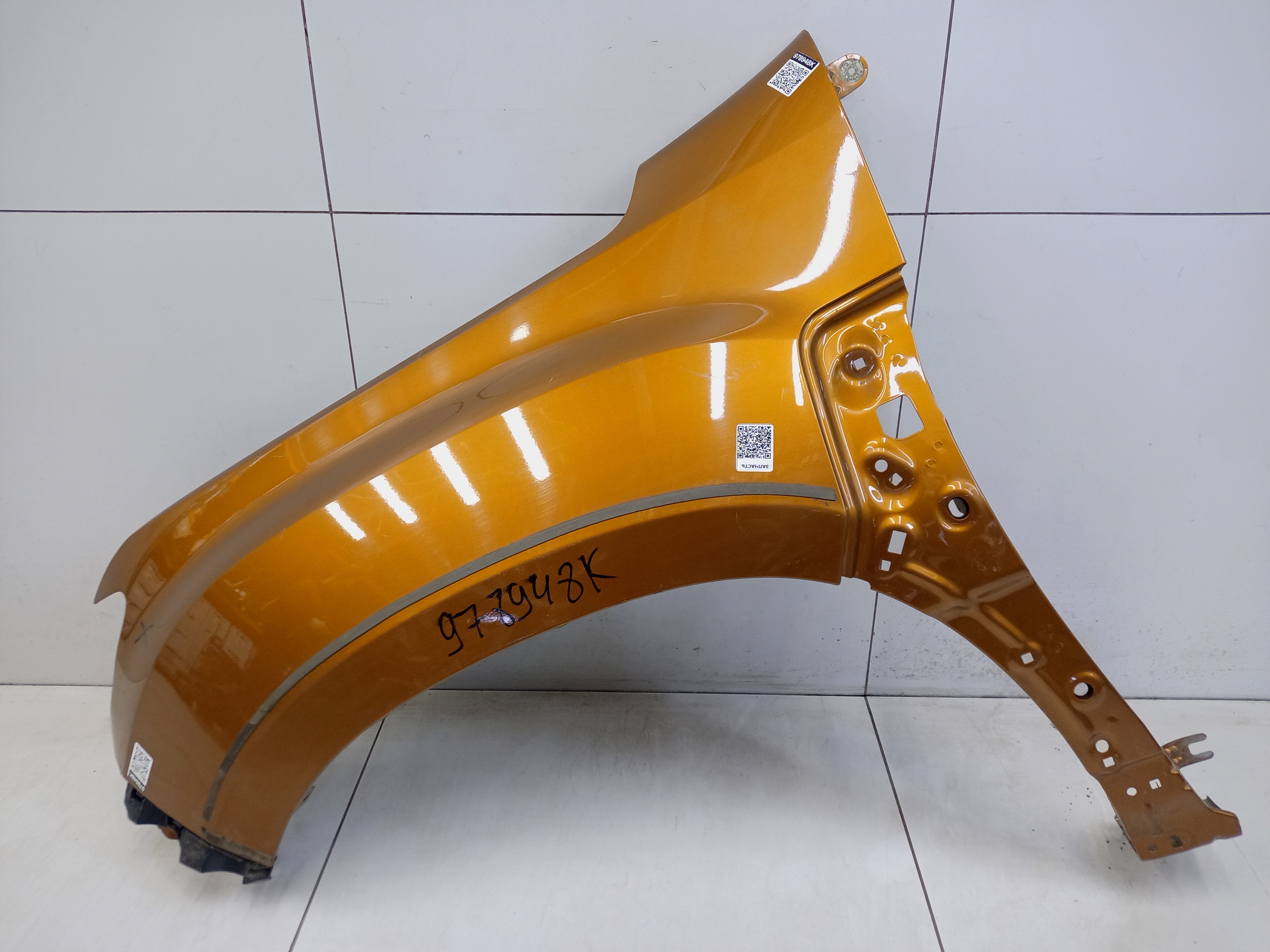 Крыло переднее левое Renault Duster 2