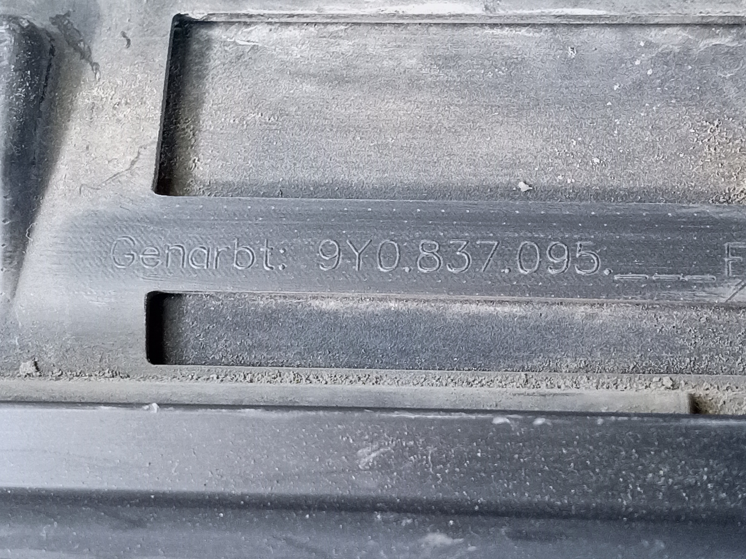 Накладка двери передней левой Porsche Cayenne 3