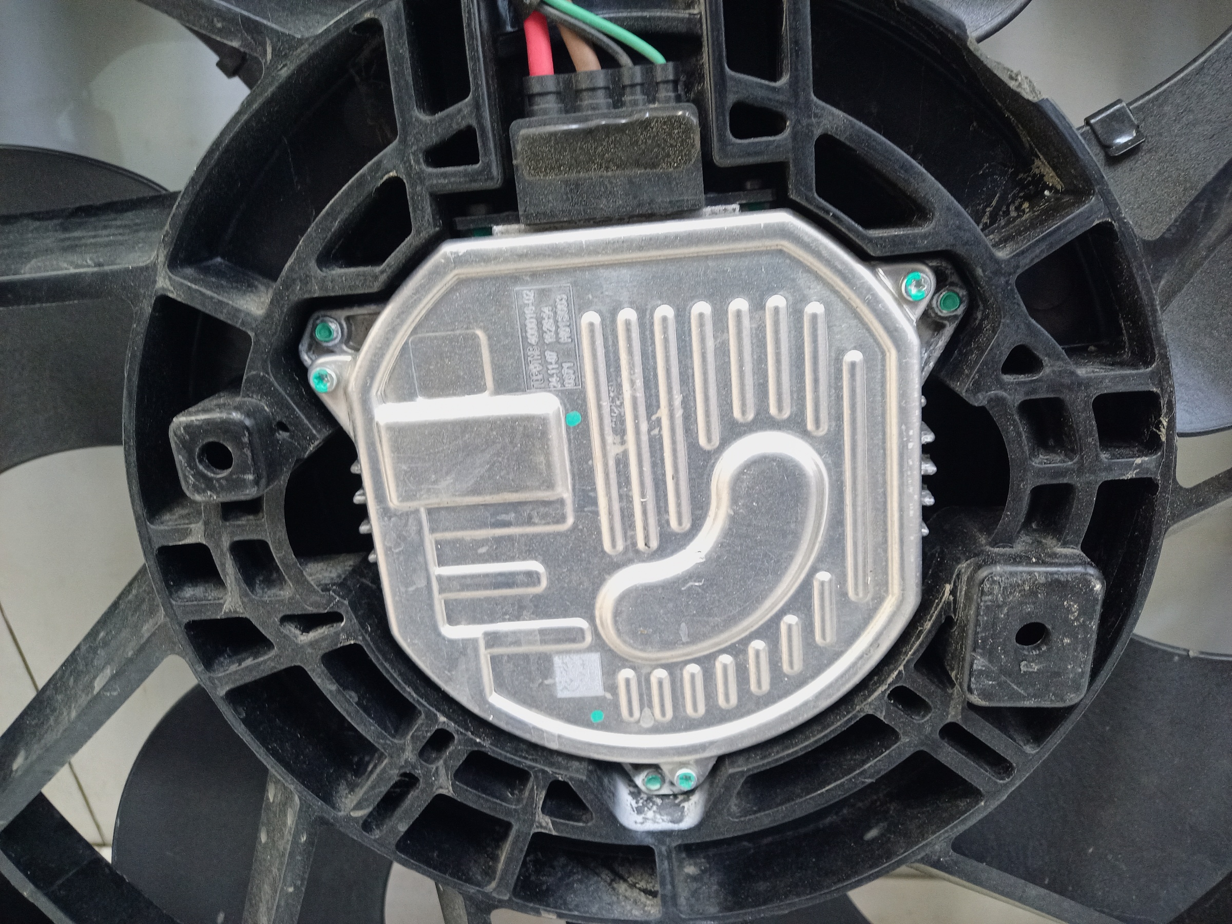 Диффузор вентилятора радиатора Jetour T2