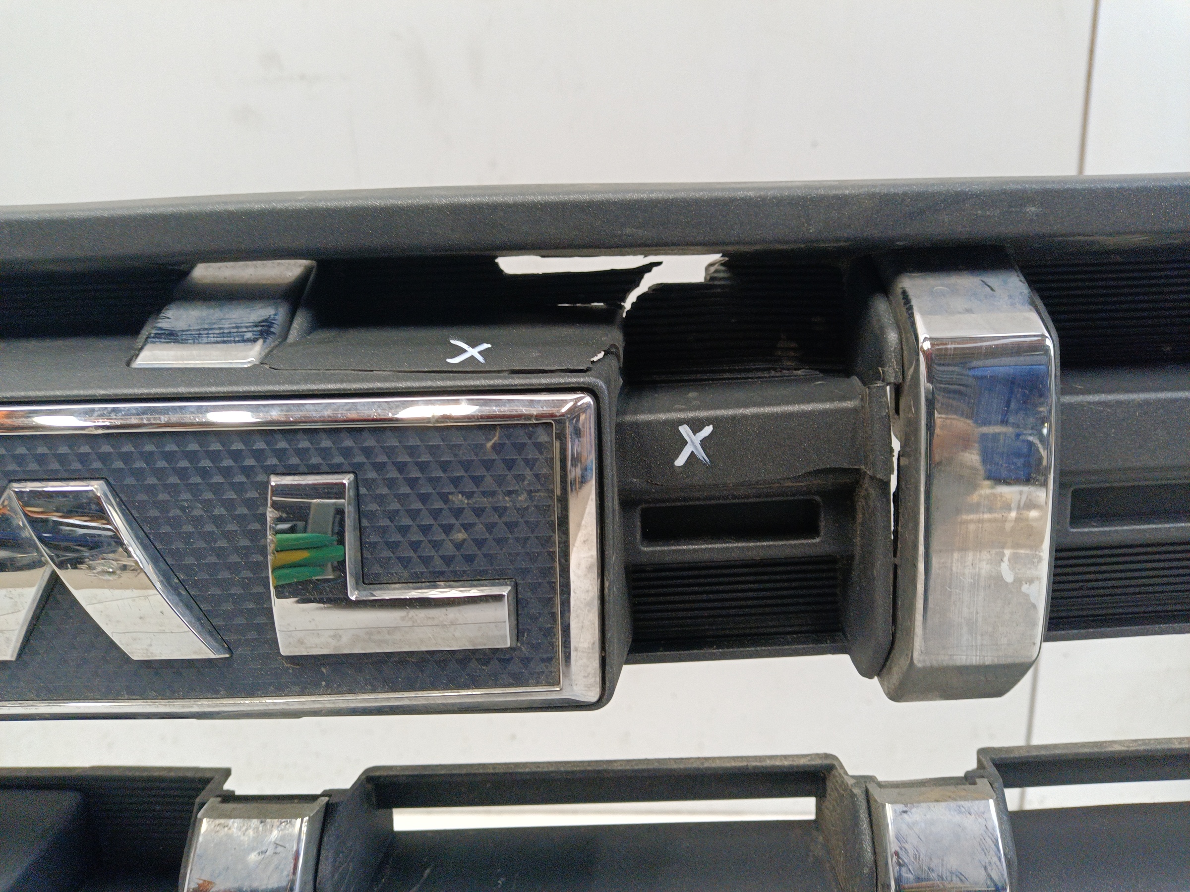 Решетка радиатора Haval H3