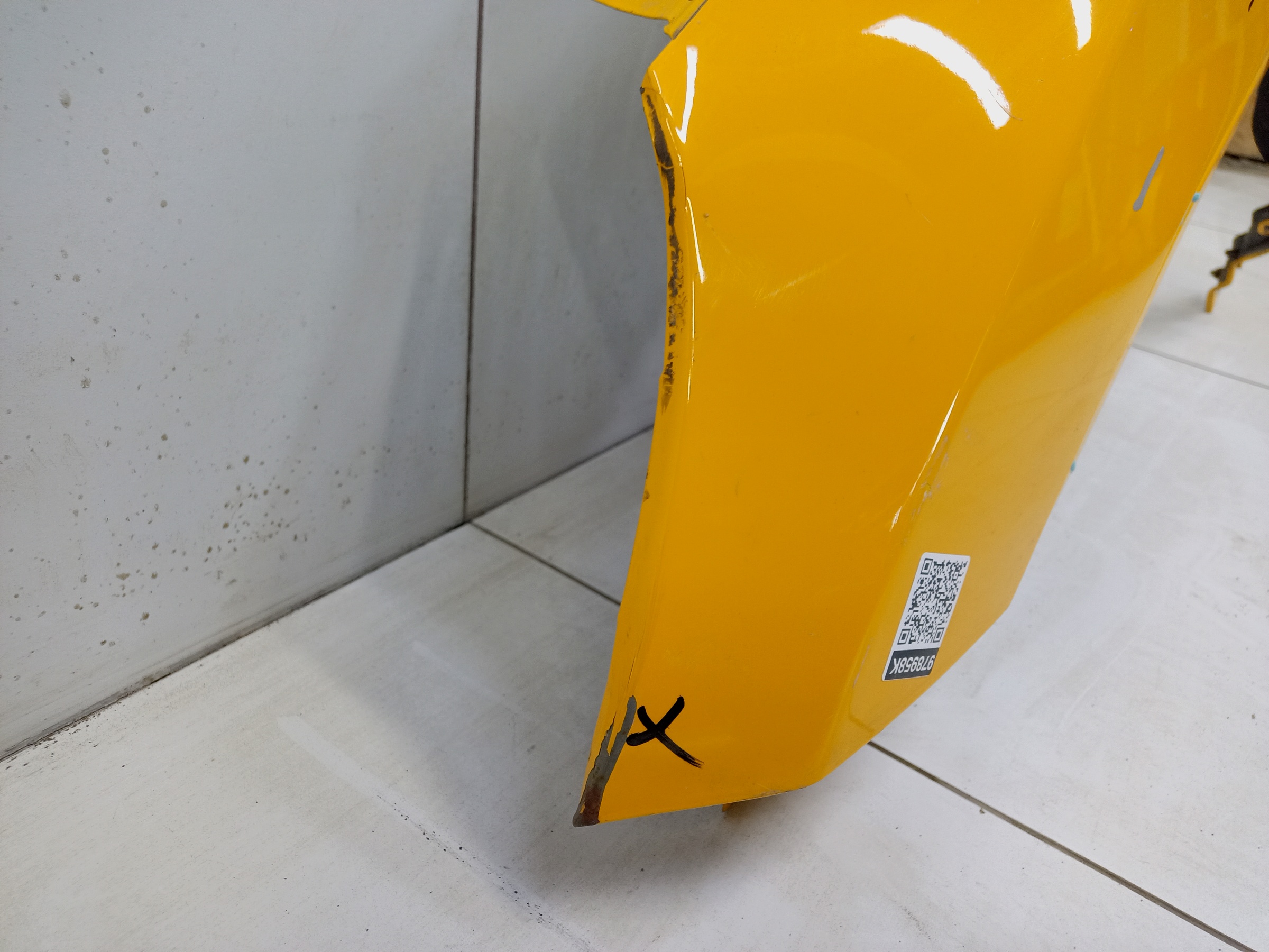 Крыло переднее левое Kia KX1