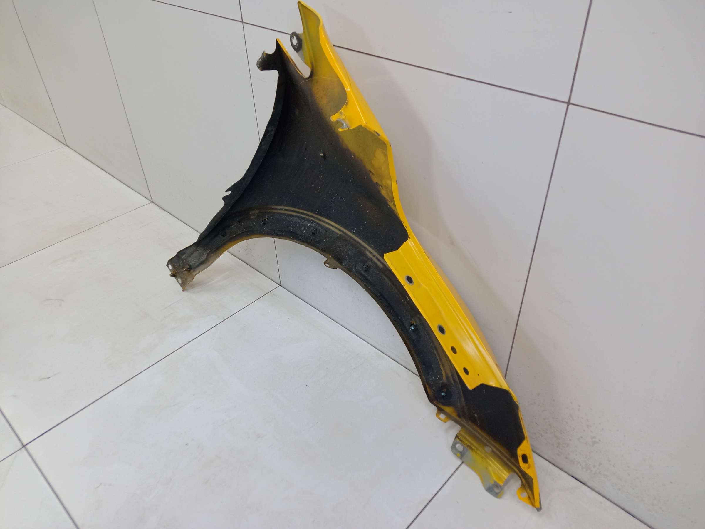 Крыло переднее левое Kia KX1