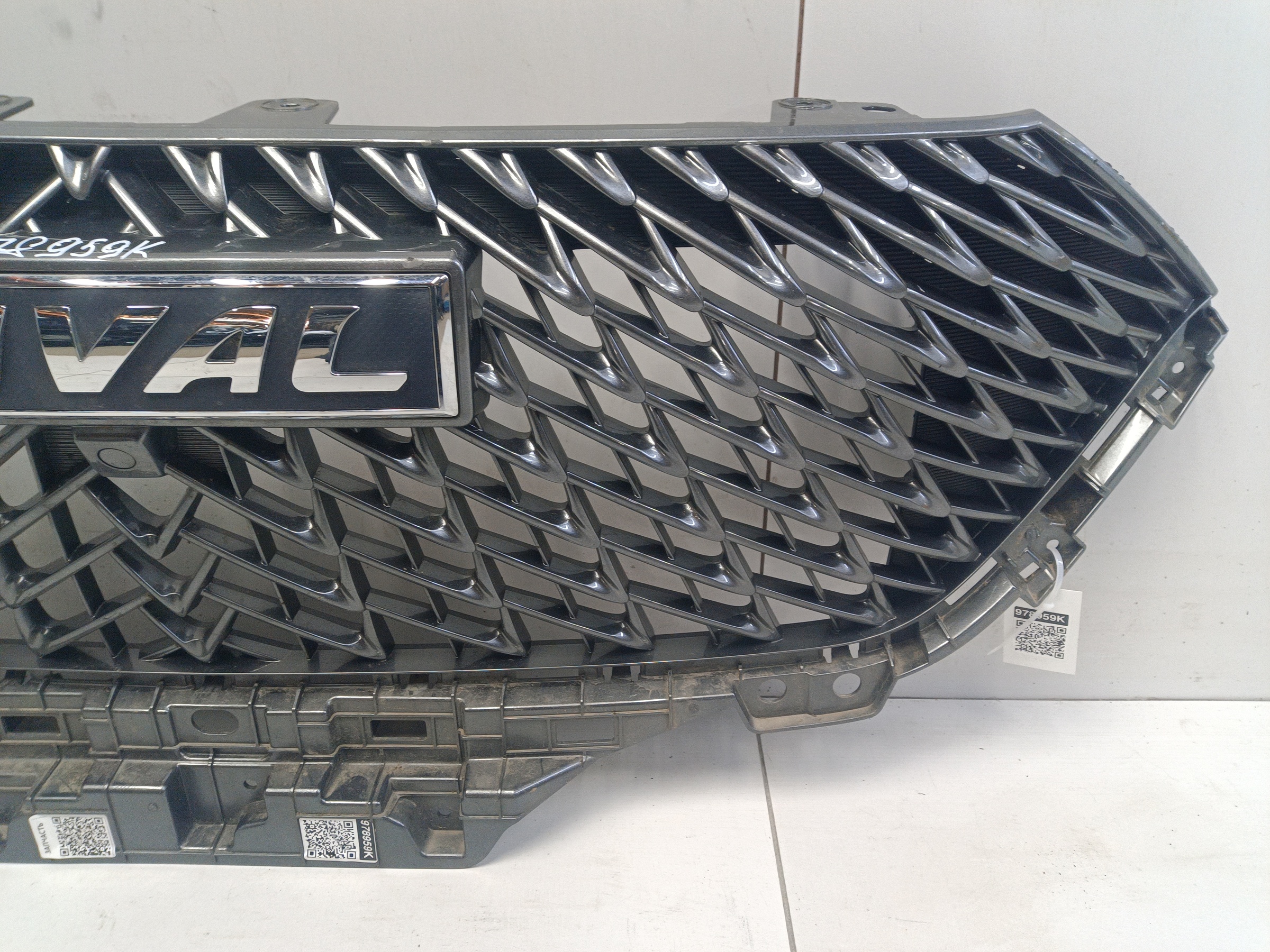 Решетка радиатора Haval M6 2